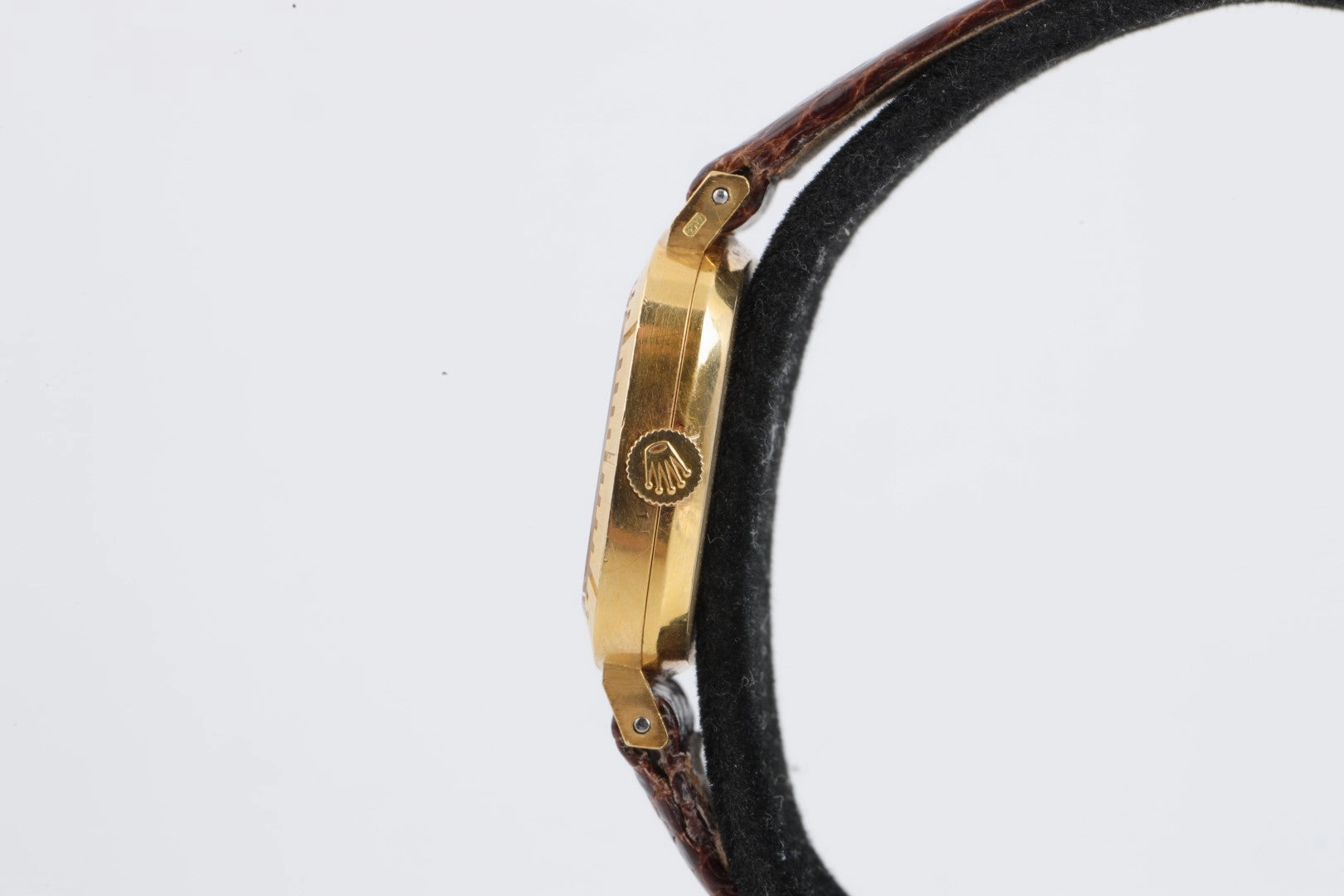 Rolex Cellini 4082 18K Yellow Gold Sunburst Dial 24mm Ladies Watch