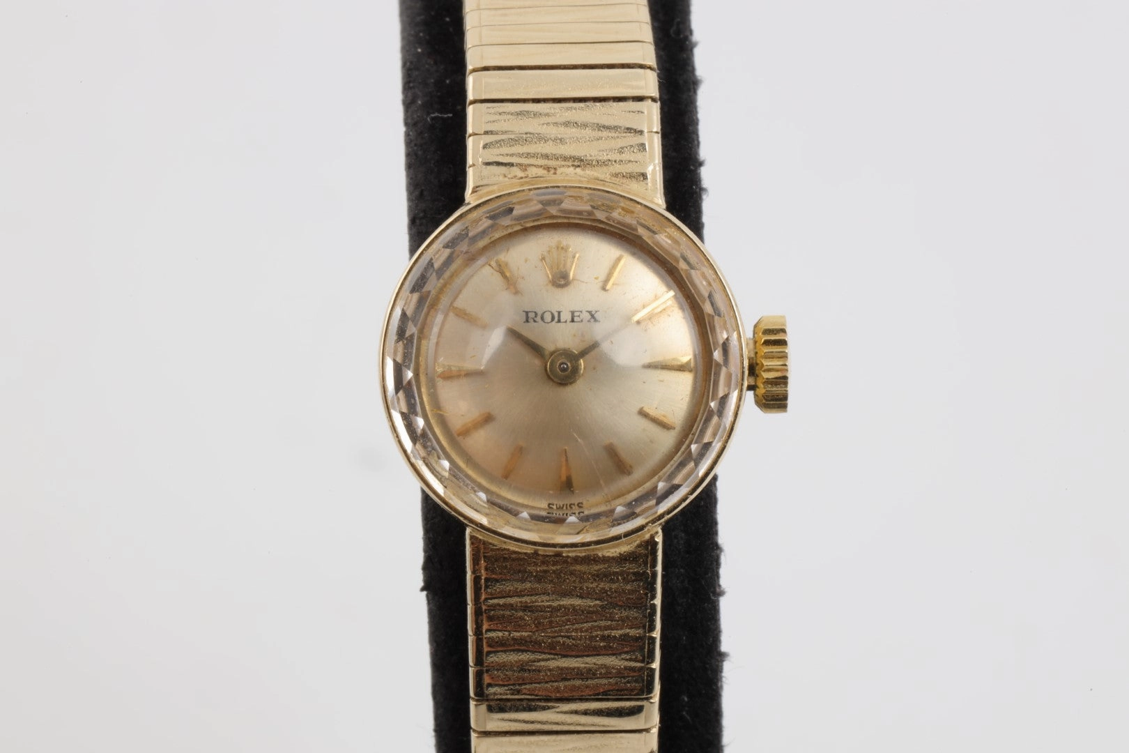 Rolex Cocktail Watch 14K Yellow Gold 14mm Ladies Watch (18.69g.)