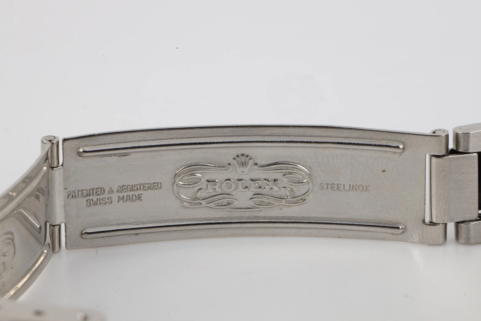Rolex Oyster Perpetual Date 1500 34mm Men's Watch Rare Mosaic Dial 1971