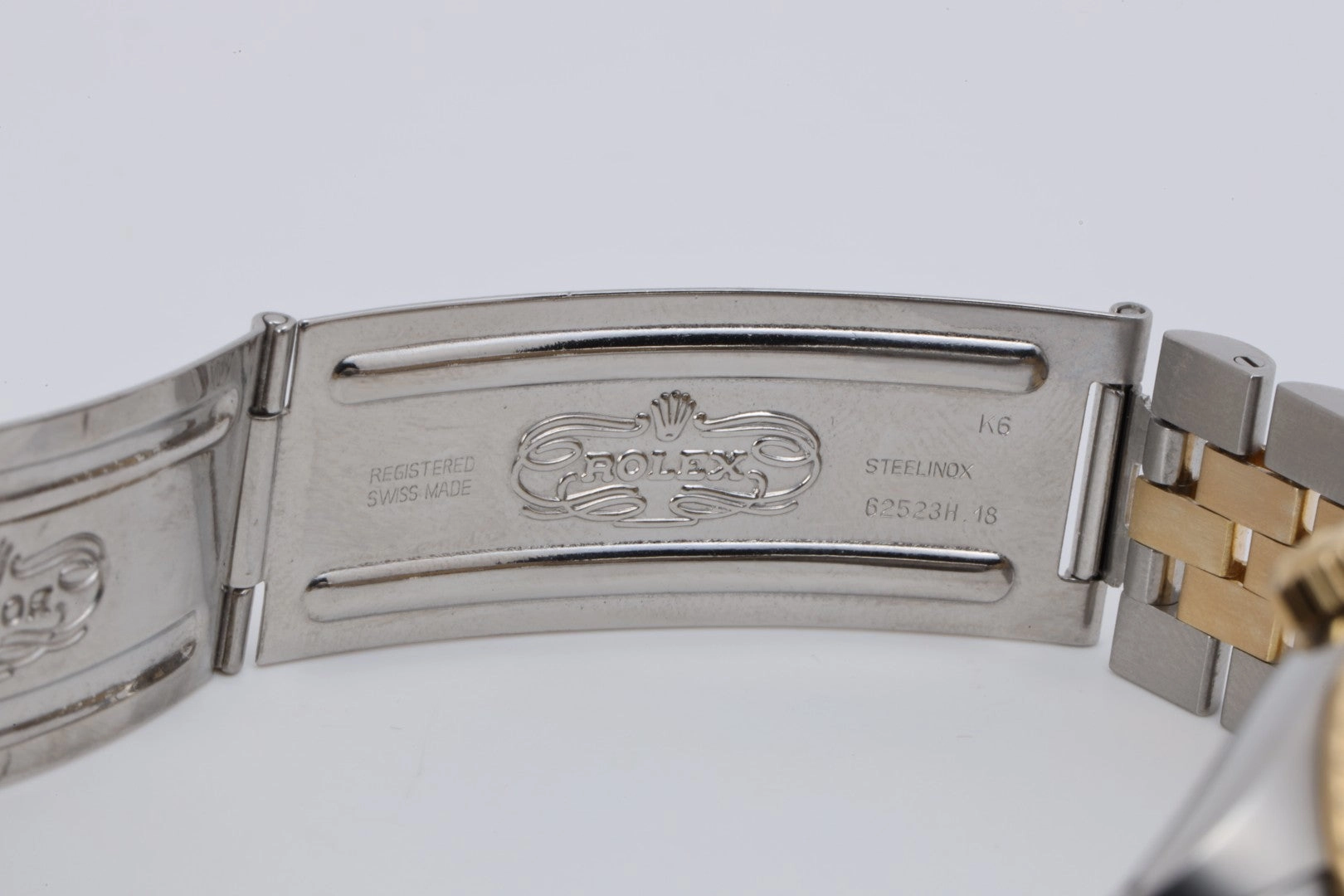 Rolex Oyster Perpetual Date 15053 Stainless Steel & 18k Yellow Gold (1988)