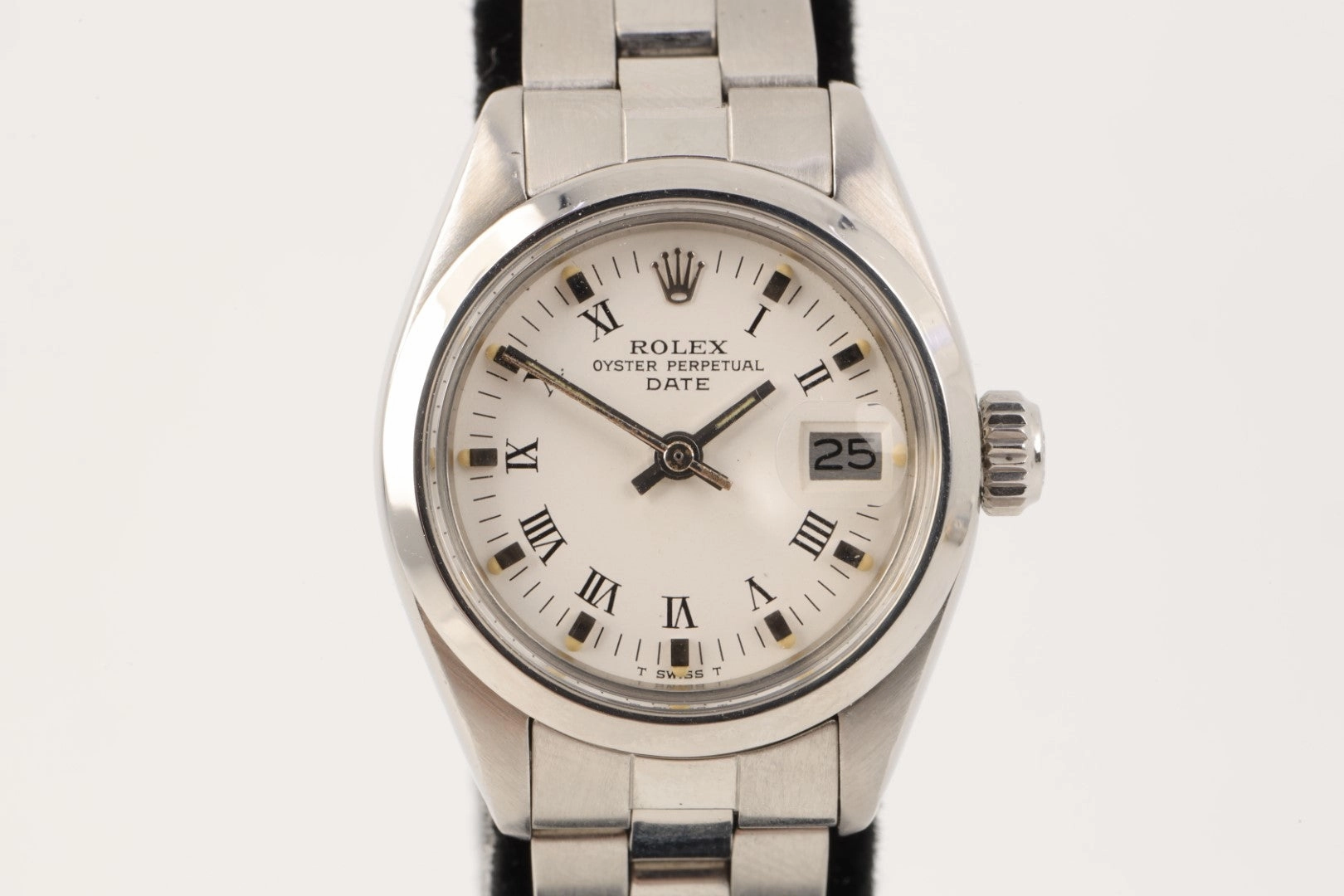 Rolex Oyster Perpetual Date 6916 Stainless Steel 26mm Ladies Watch (Box) 1978