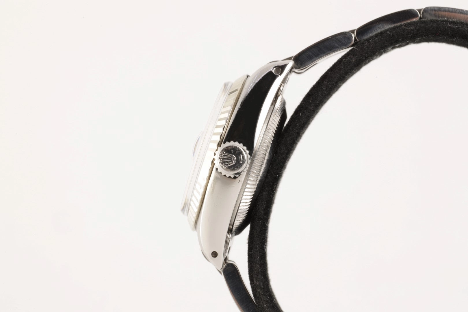 Rolex Oyster Perpetual Date 6917 Stainless Steel 26mm Ladies Watch