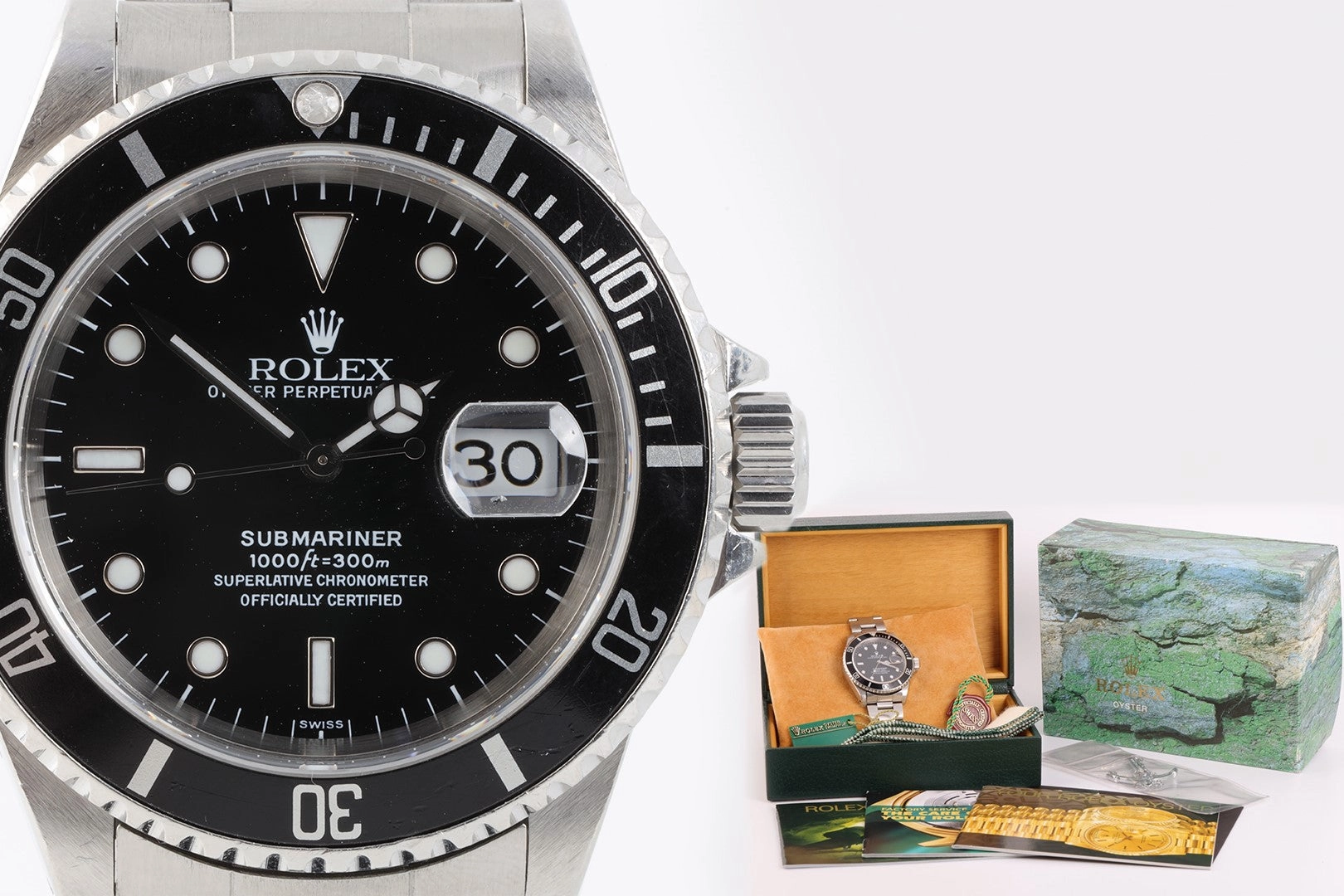 Rolex Submariner 16610 Stainless Steel 40mm Men's Watch (1999)