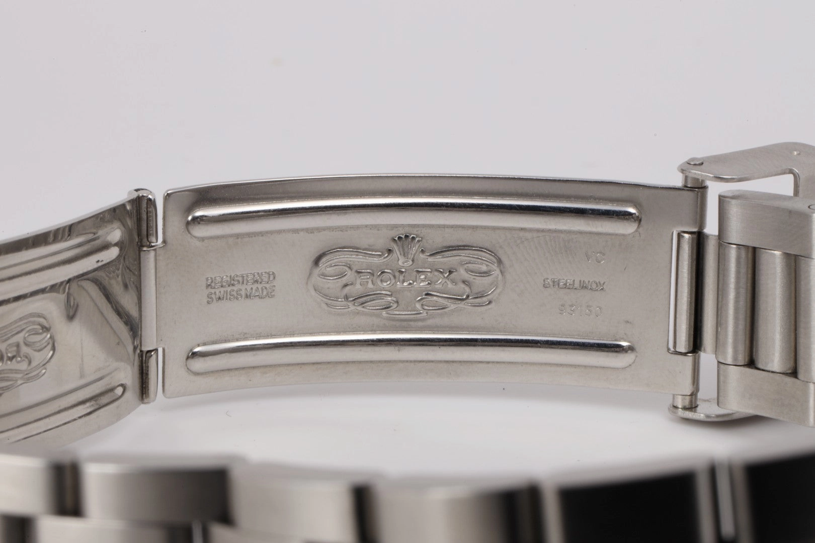Rolex Submariner 16610 Stainless Steel 40mm Watch