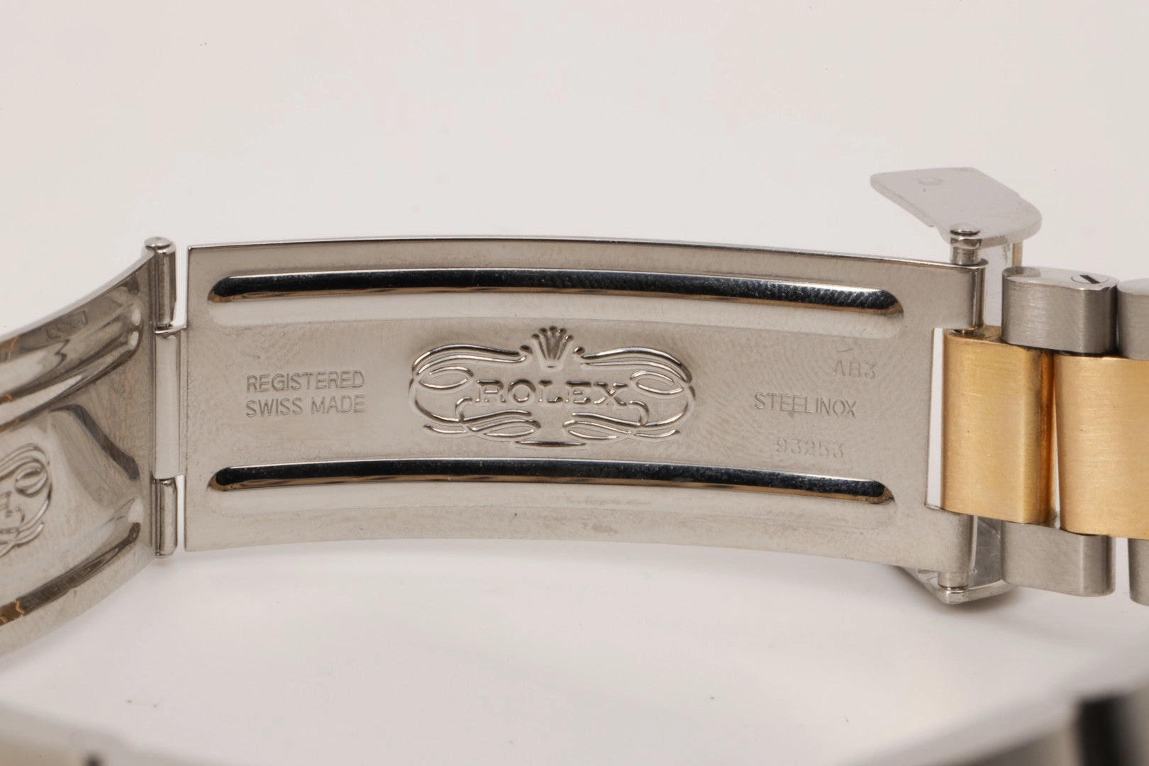 Rolex Submariner 16613 Stainless Steel & 18k Yellow Gold 40mm Watch 1999