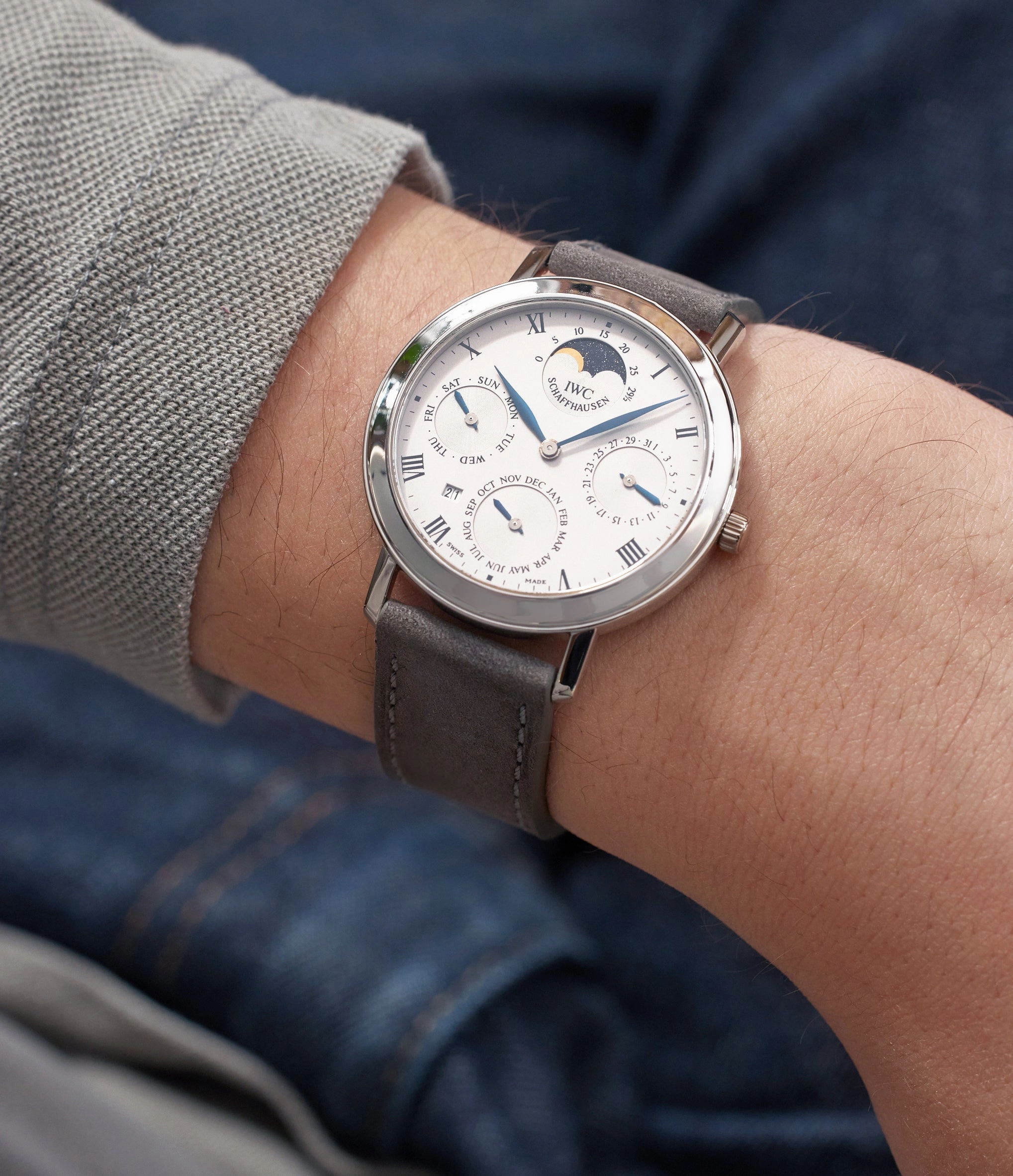Romana Perpetual Calendar 2050 | Platinum