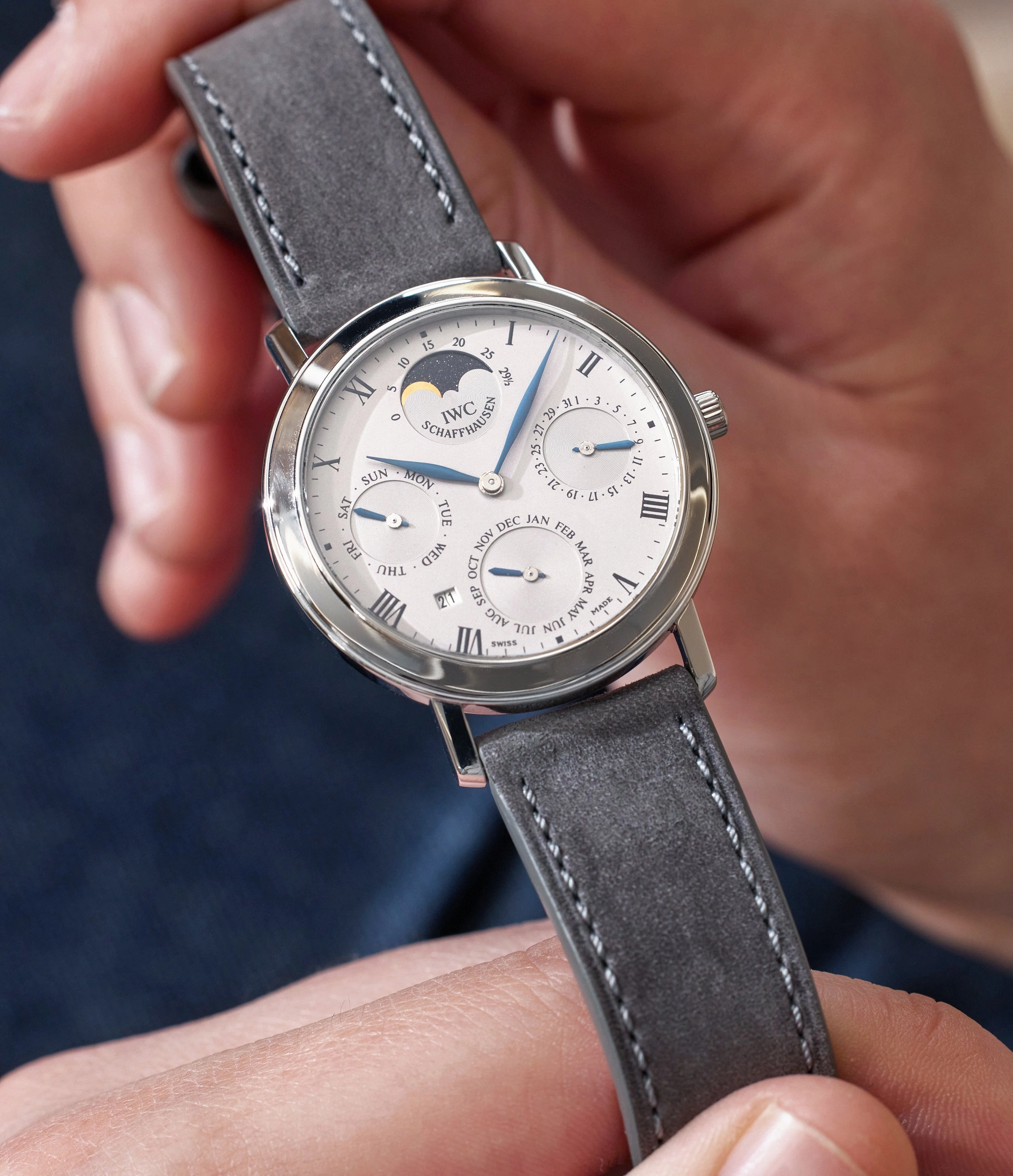 Romana Perpetual Calendar 2050 | Platinum