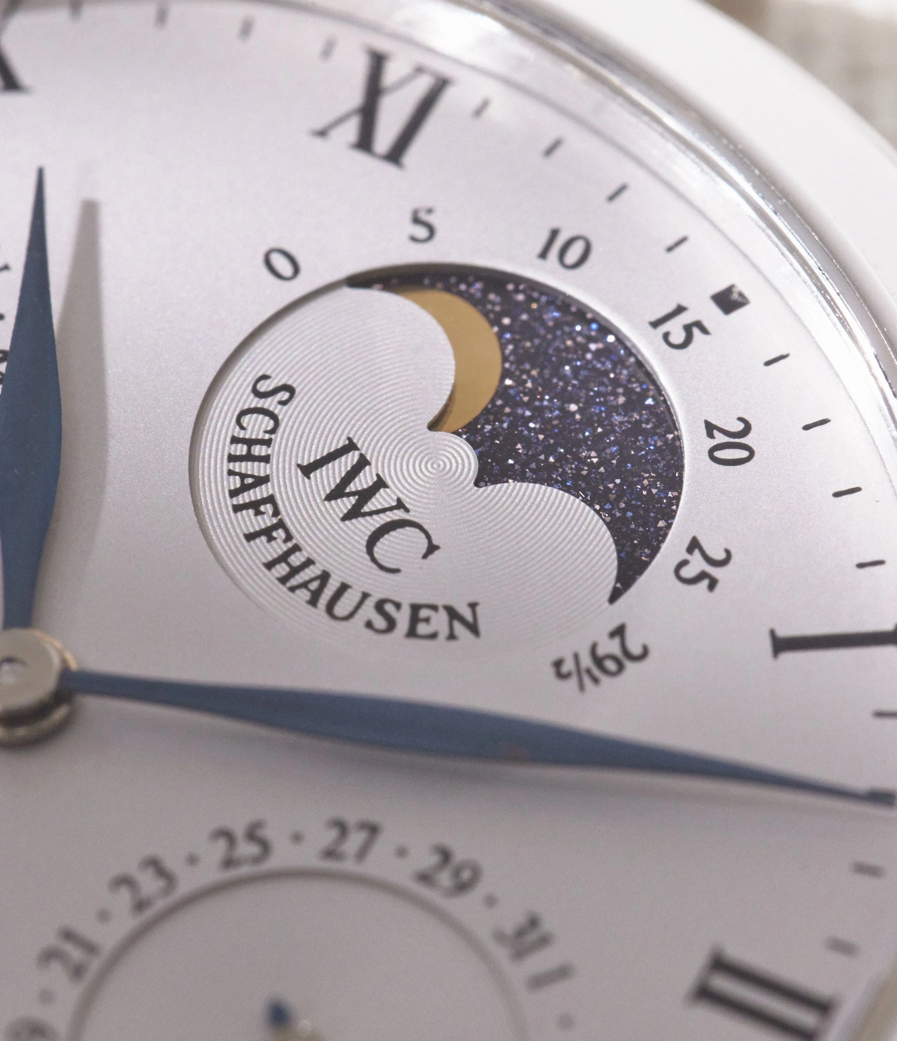 Romana Perpetual Calendar 2050 | Platinum