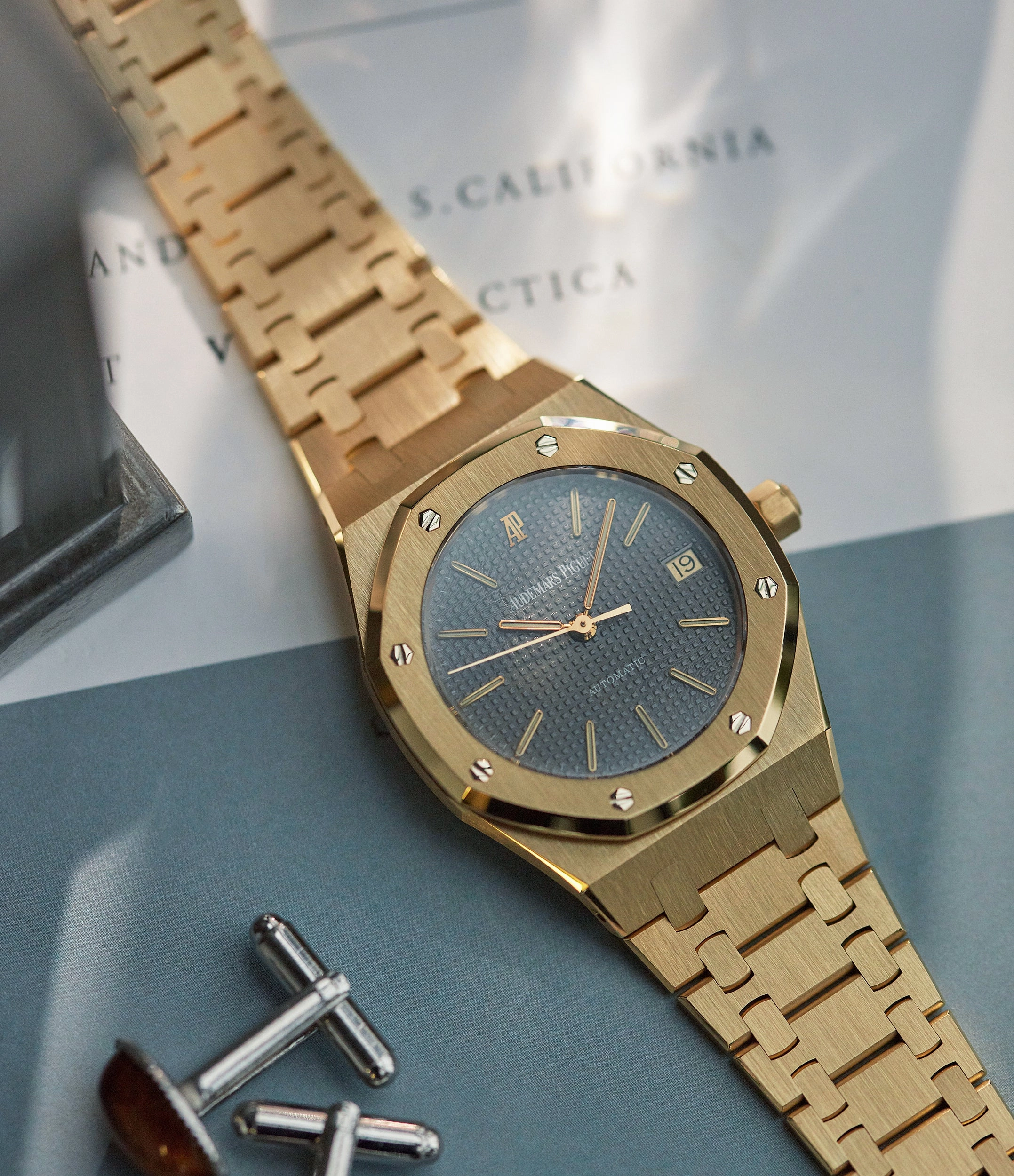Royal Oak 14790BA | yellow gold