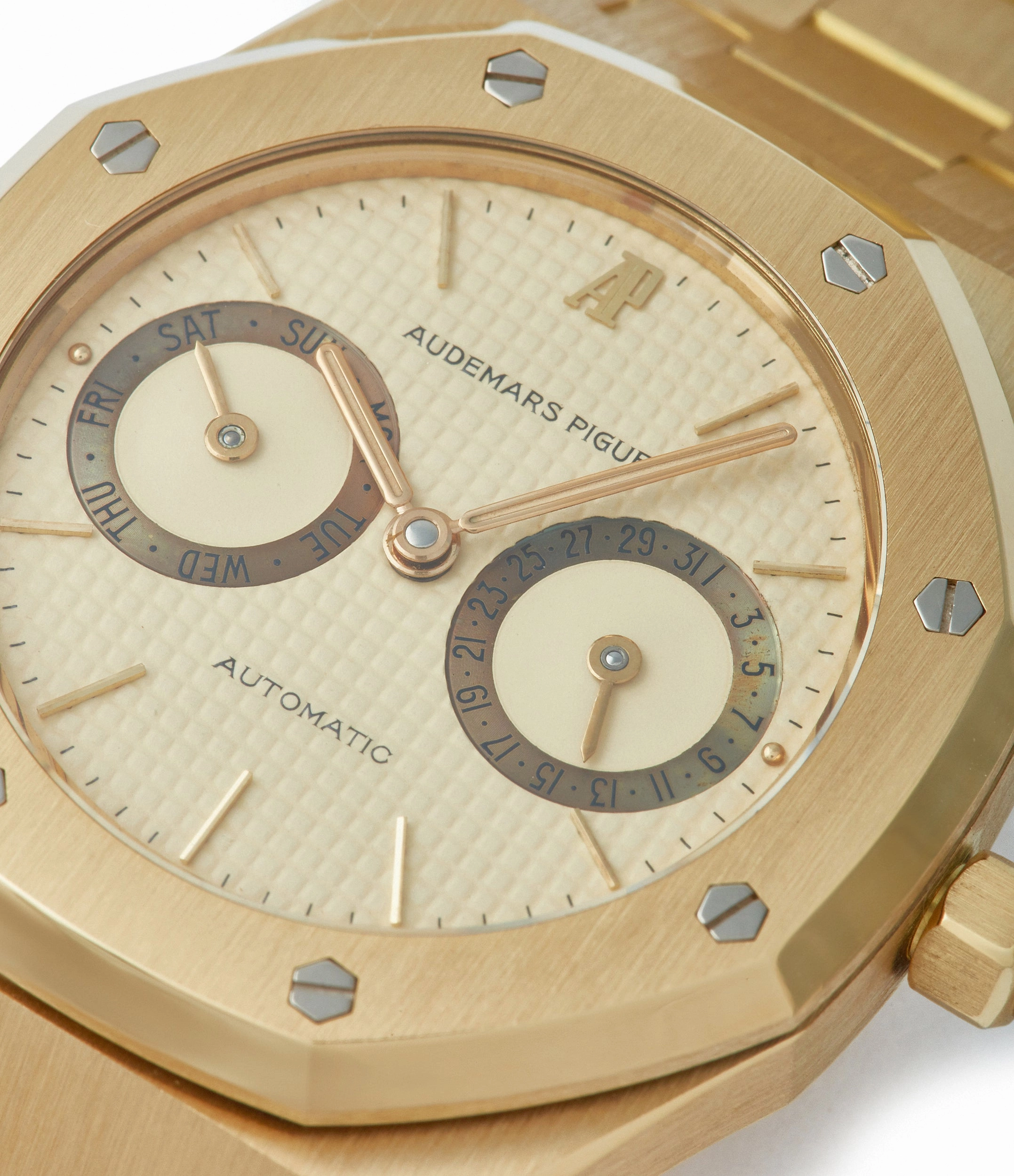 Royal Oak 25572BA | yellow gold
