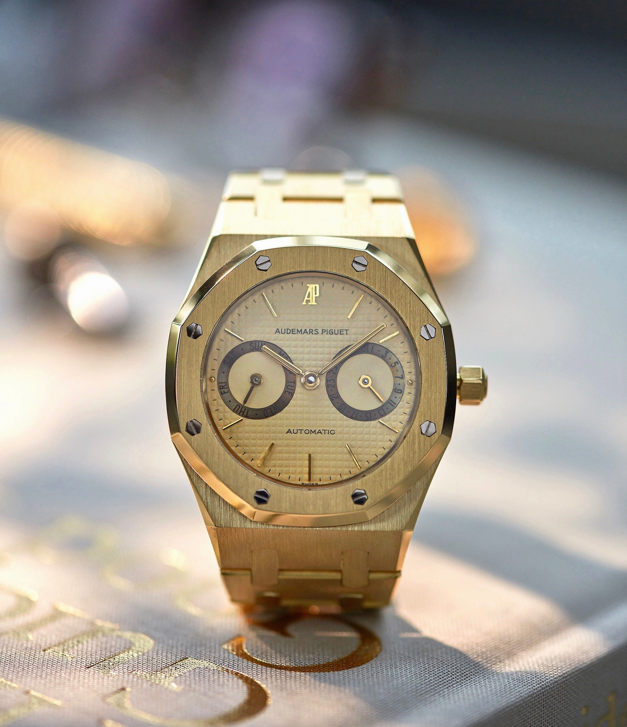 Royal Oak 25572BA | yellow gold