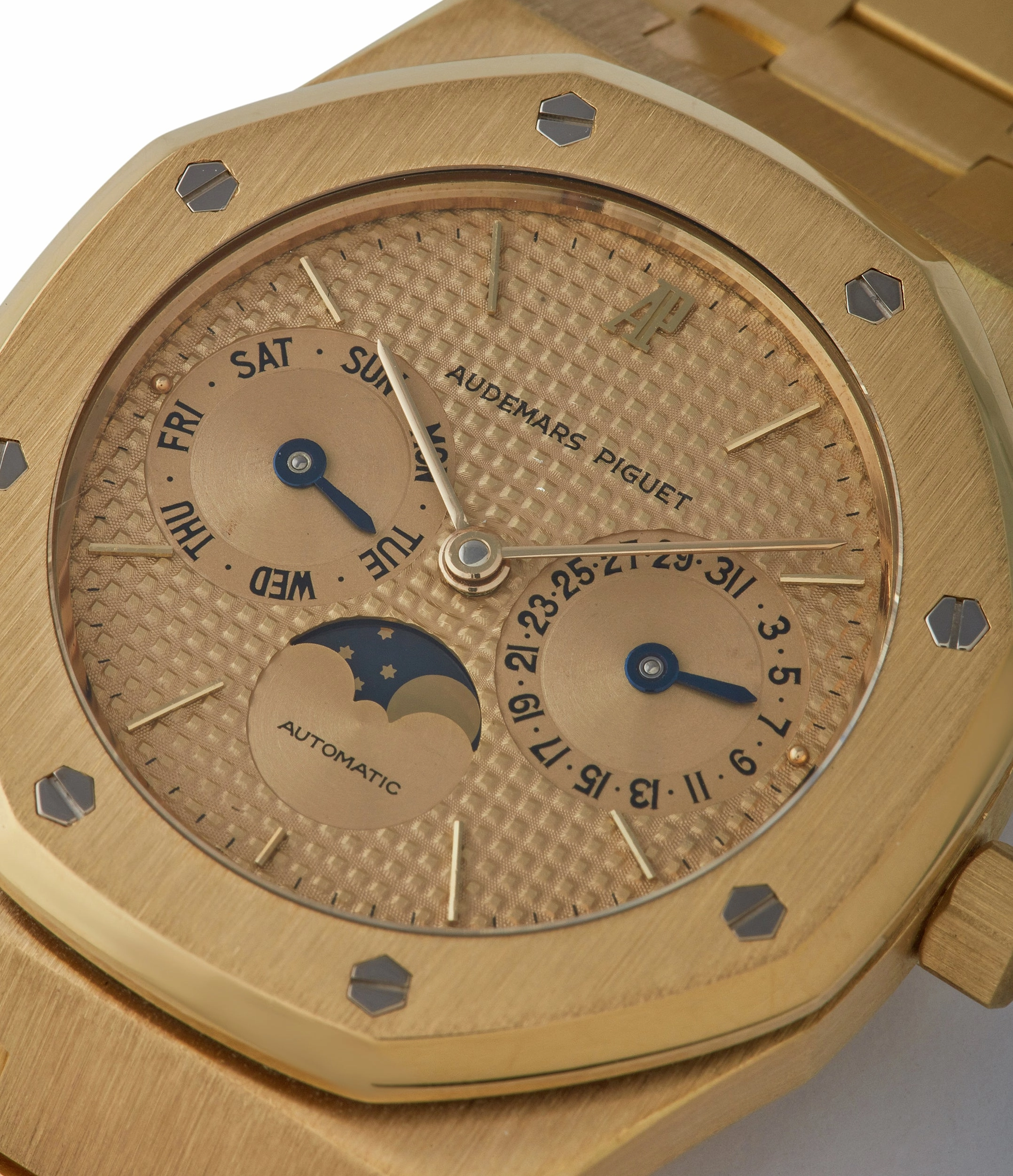 Royal Oak 25594BA | yellow gold