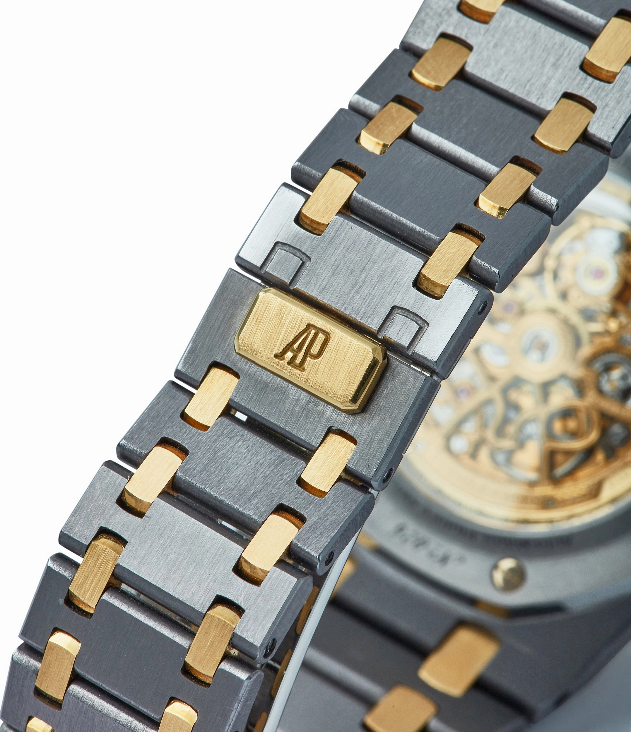 Royal Oak 25829TA | Tantalum and Yellow Gold