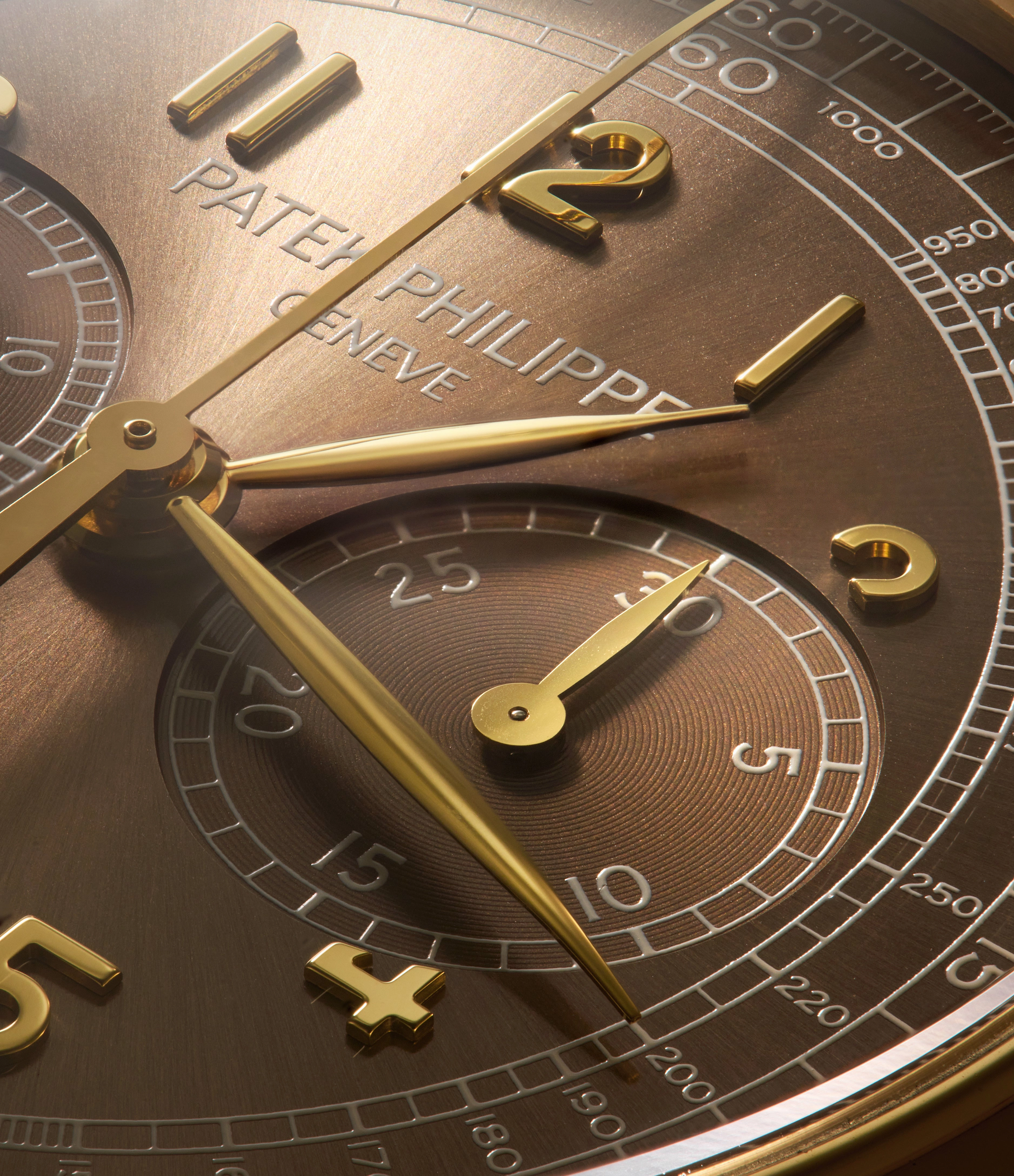 Saatchi Edition Chronograph | 5070J-012 | Yellow Gold