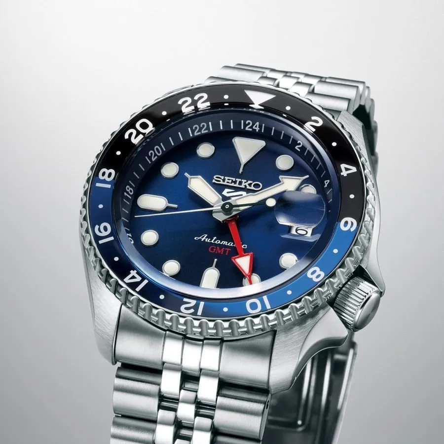 Seiko 5 'Blueberry' GMT