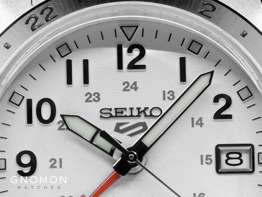 Seiko 5 Sports Field Sports Style GMT White Ref. SBSC009