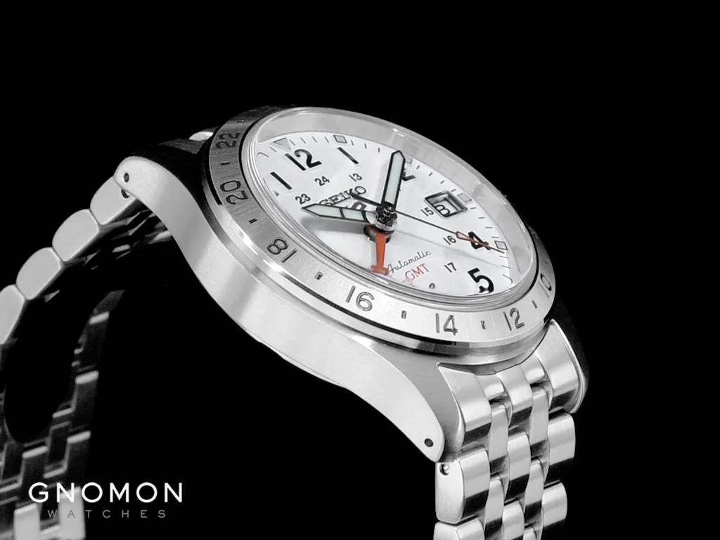 Seiko 5 Sports Field Sports Style GMT White Ref. SBSC009