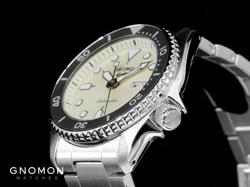 Seiko 5 Sports Sports Style 38mm Champagne White Ref. SBSA227