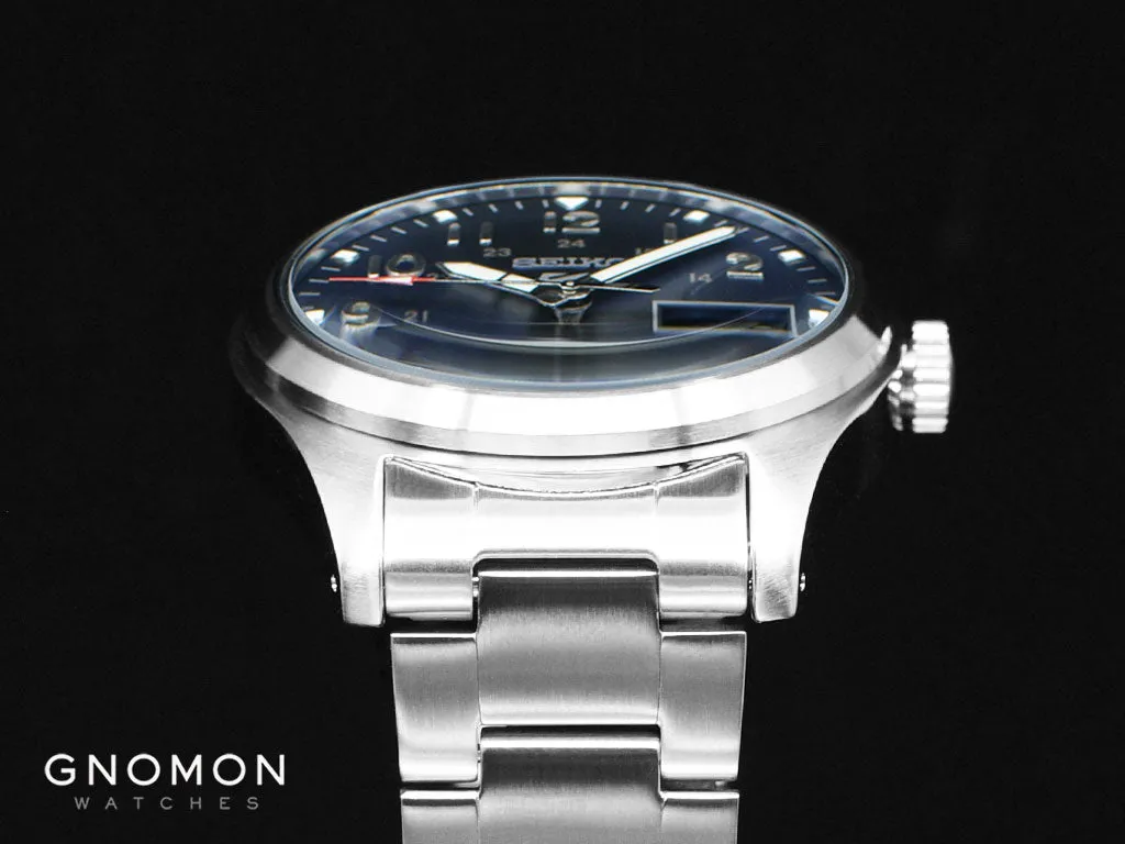 Seiko 5 Sports Sports Style Field Collection Blue Ref. SBSA113