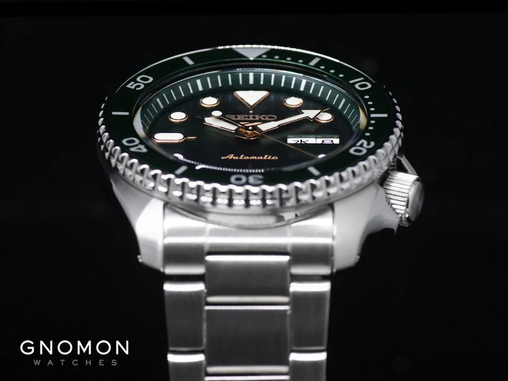 Seiko 5 Sports Sports Style Green Gilt Ref. SBSA013
