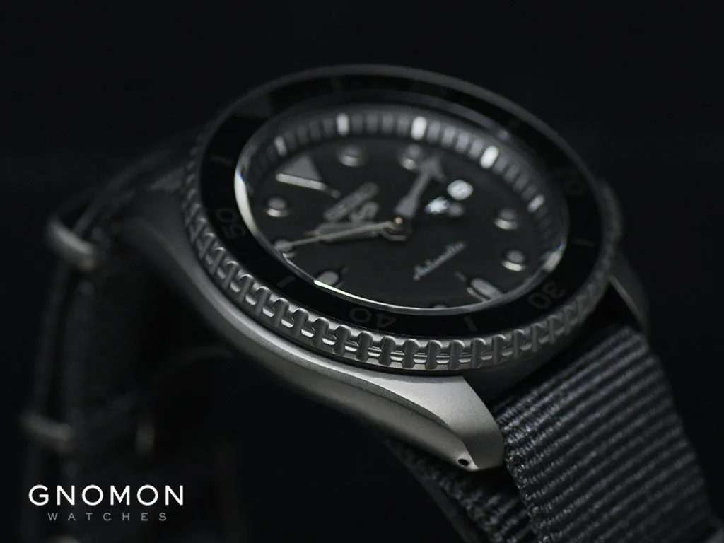 Seiko 5 Sports Street Style Blackout Ref. SBSA025
