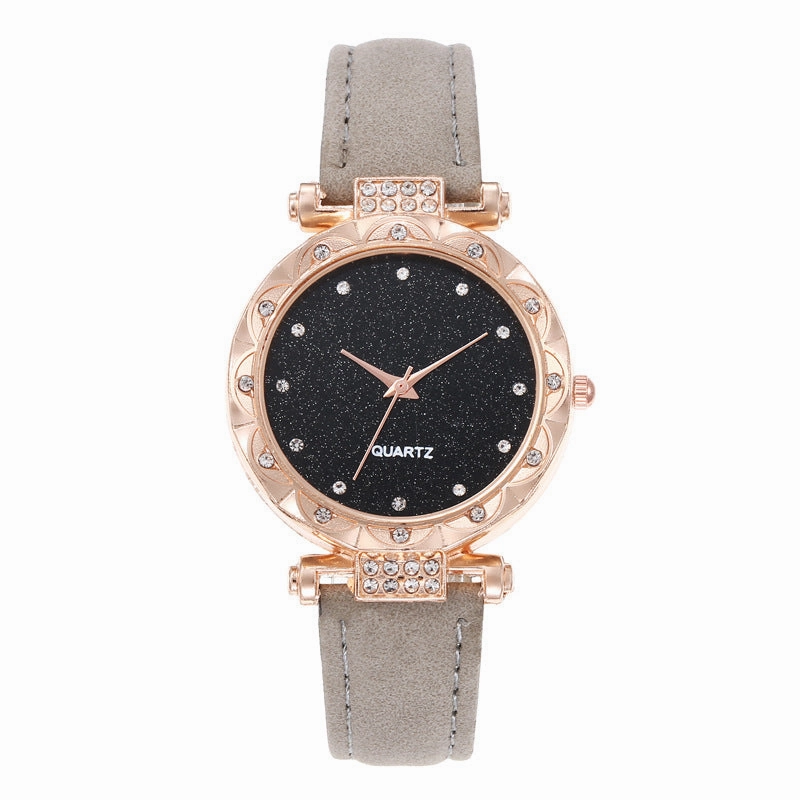 Star watch is simple and stylish