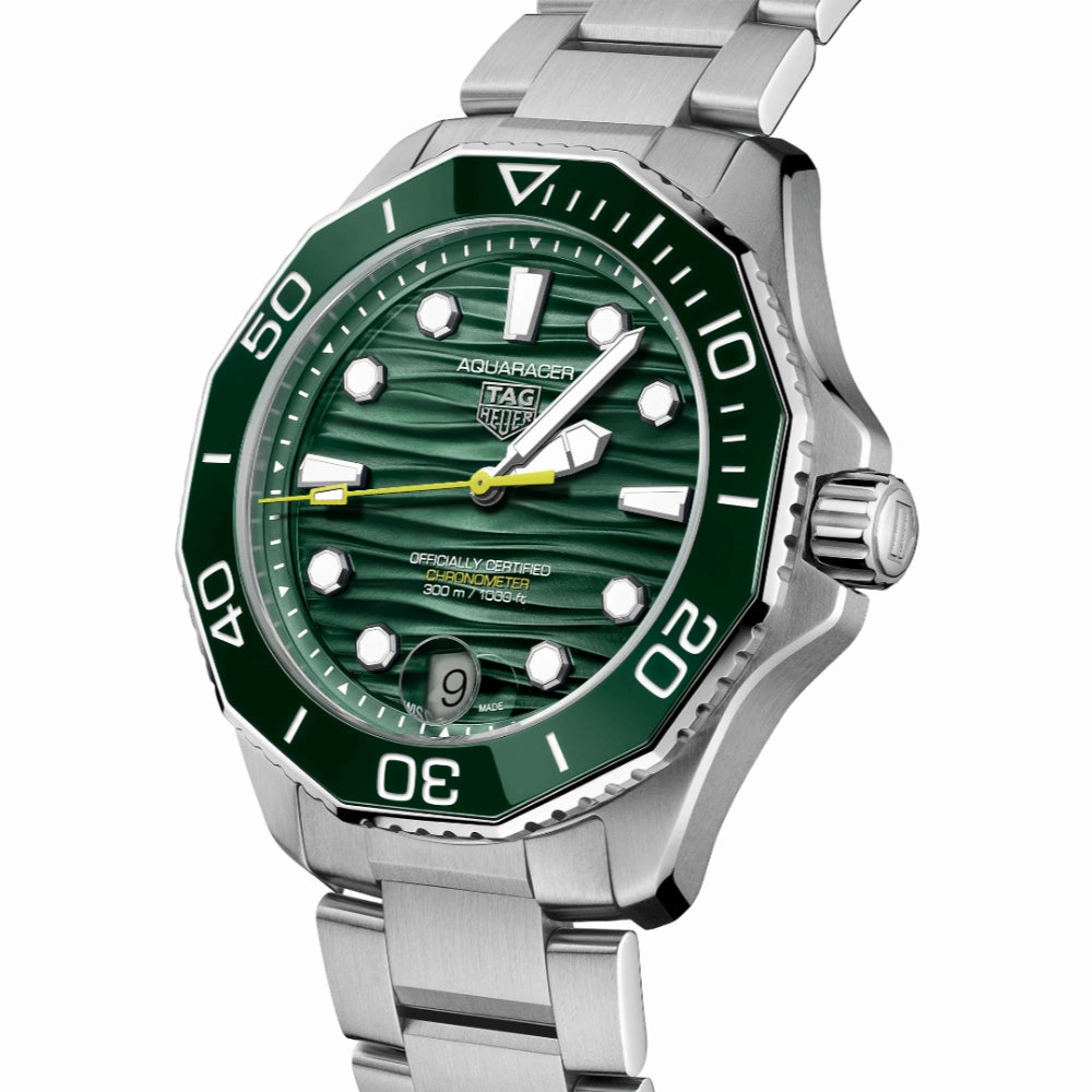 Tag Heuer Aquaracer Professional 300 Date Automatic, Green Dial