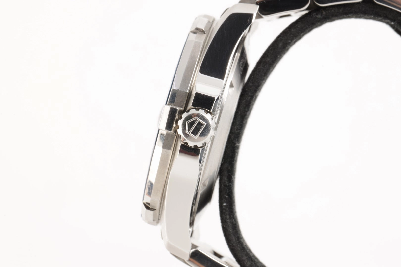 Tag Heuer Aquaracer WAY211C Stainless Steel 41mm Men's Watch
