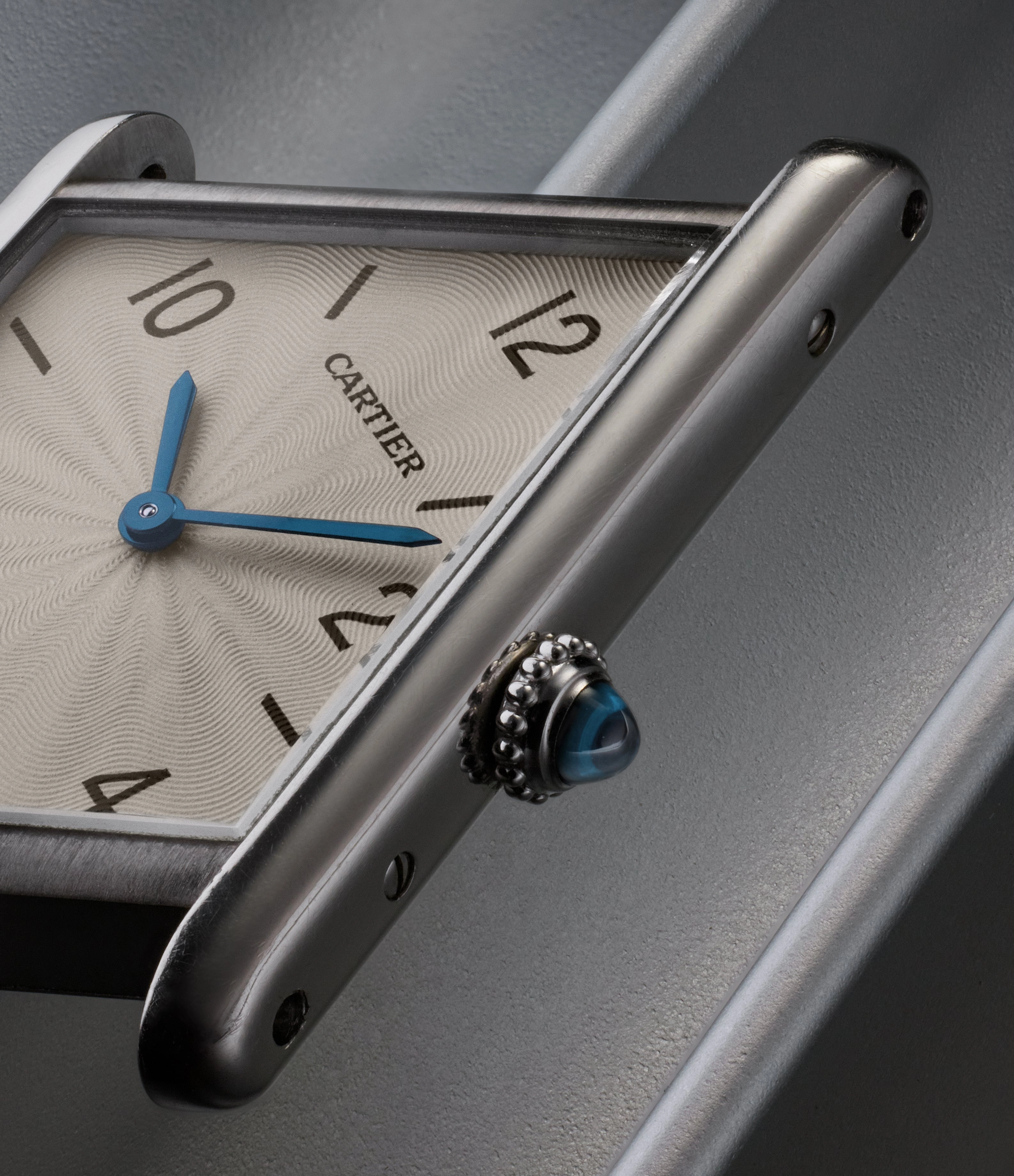 Tank Asymtrique | 2488 | Platinum