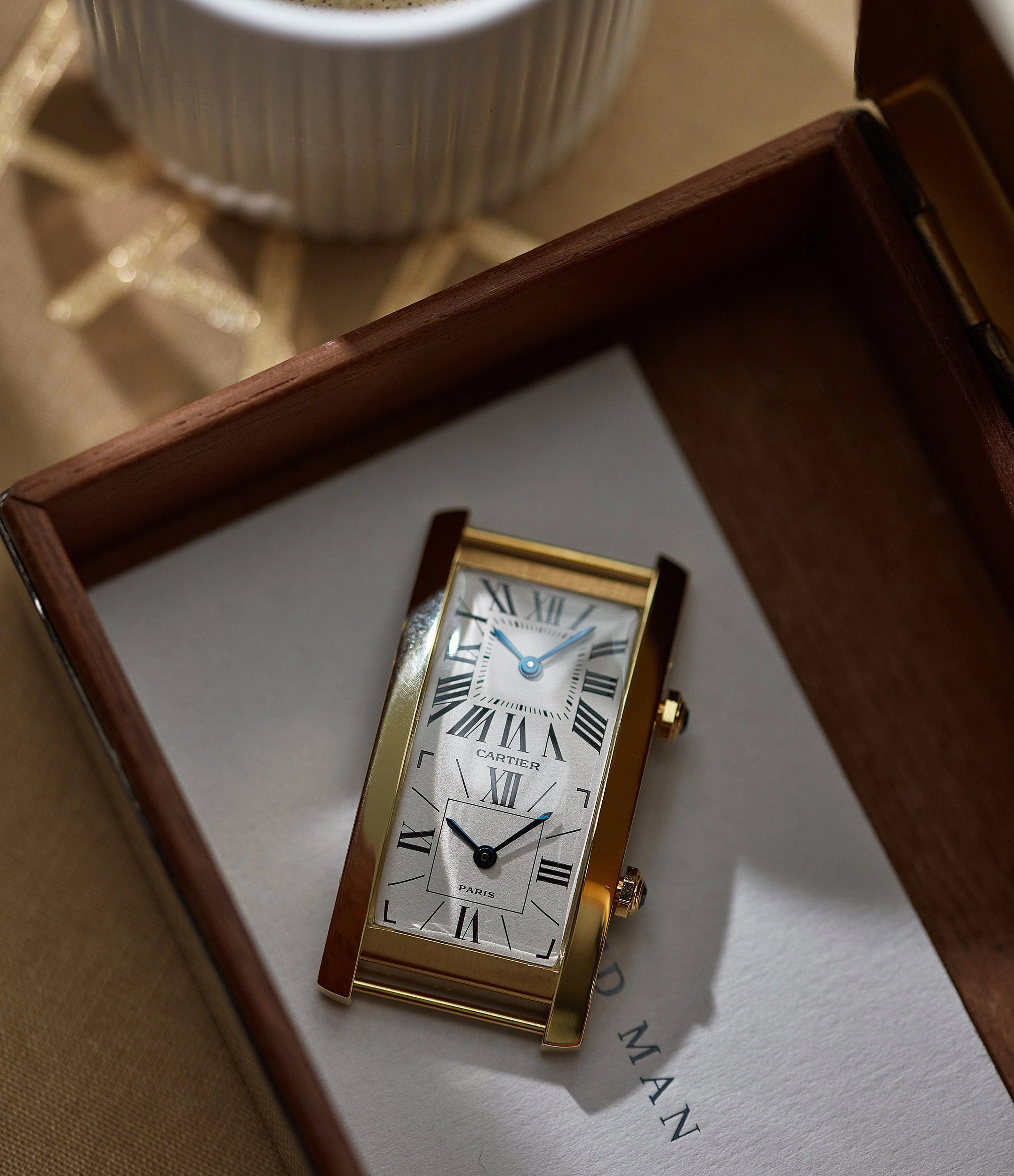Tank Cintre | Dual-Time | Yellow Gold