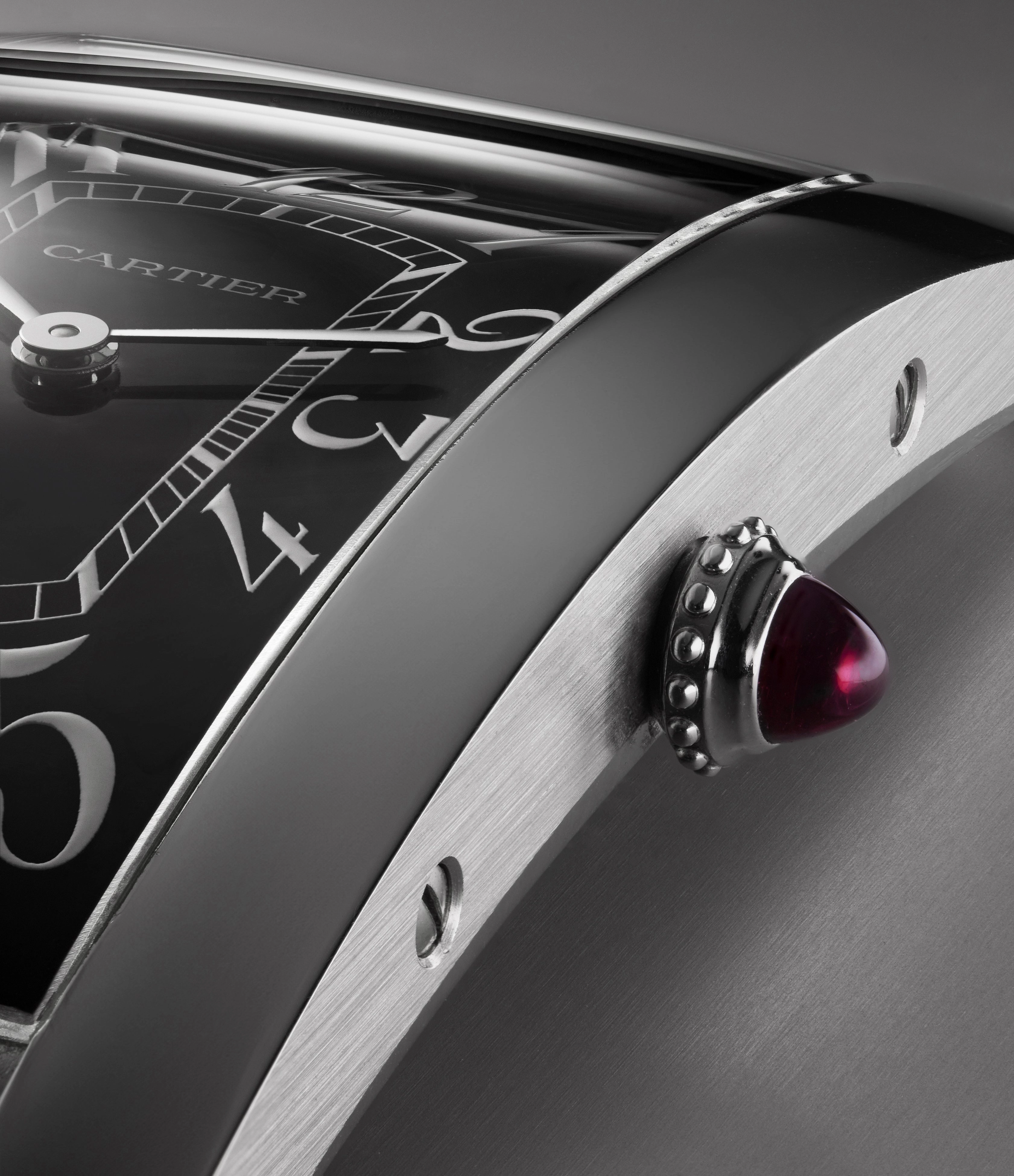 Tank Cintre | Special Edition | Platinum