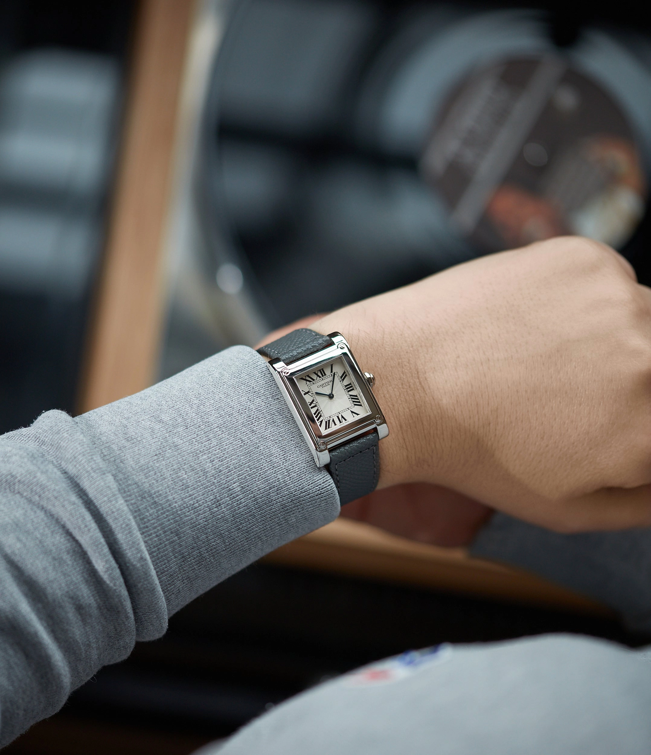 Tank  Vis | Platinum
