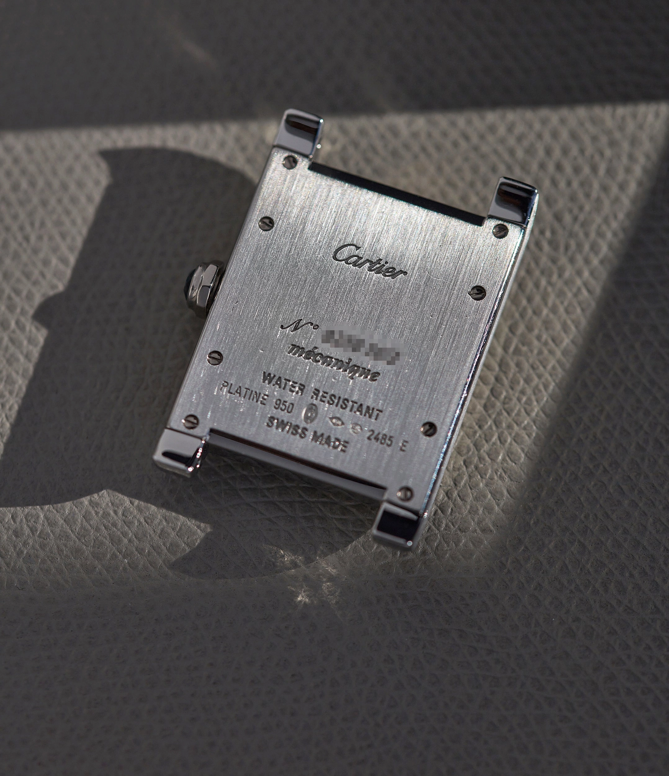 Tank  Vis | Platinum