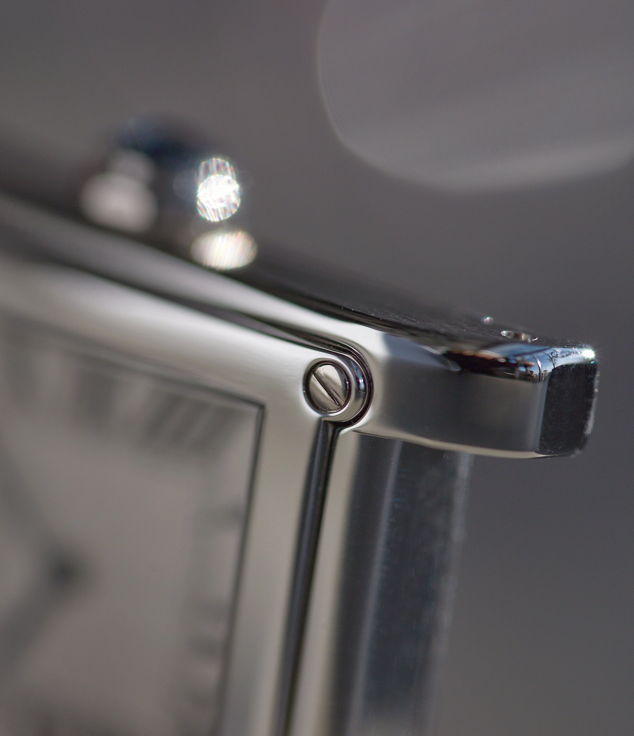 Tank  Vis | Platinum