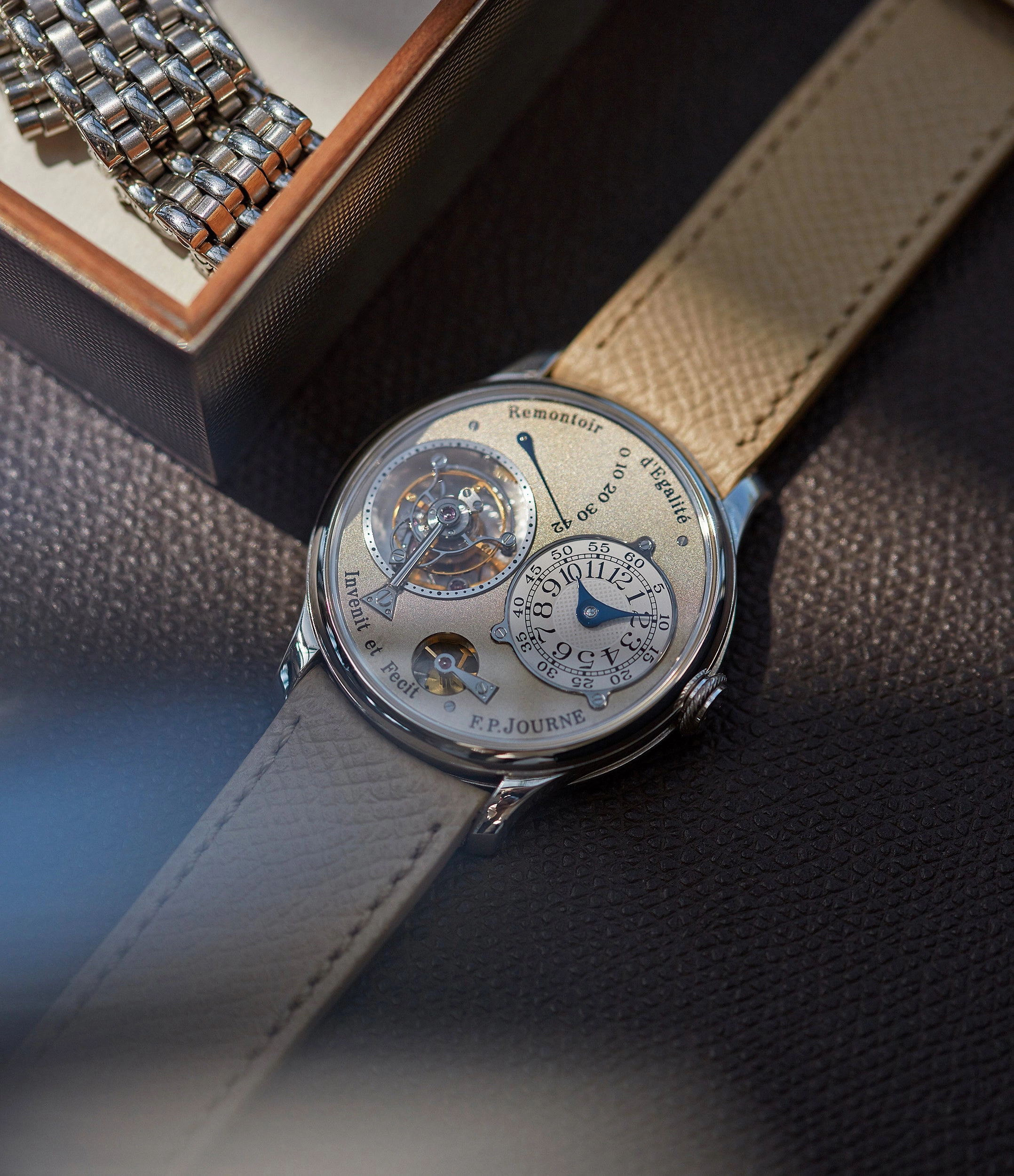 Tourbillon | Brass Movement | 38mm | Platinum