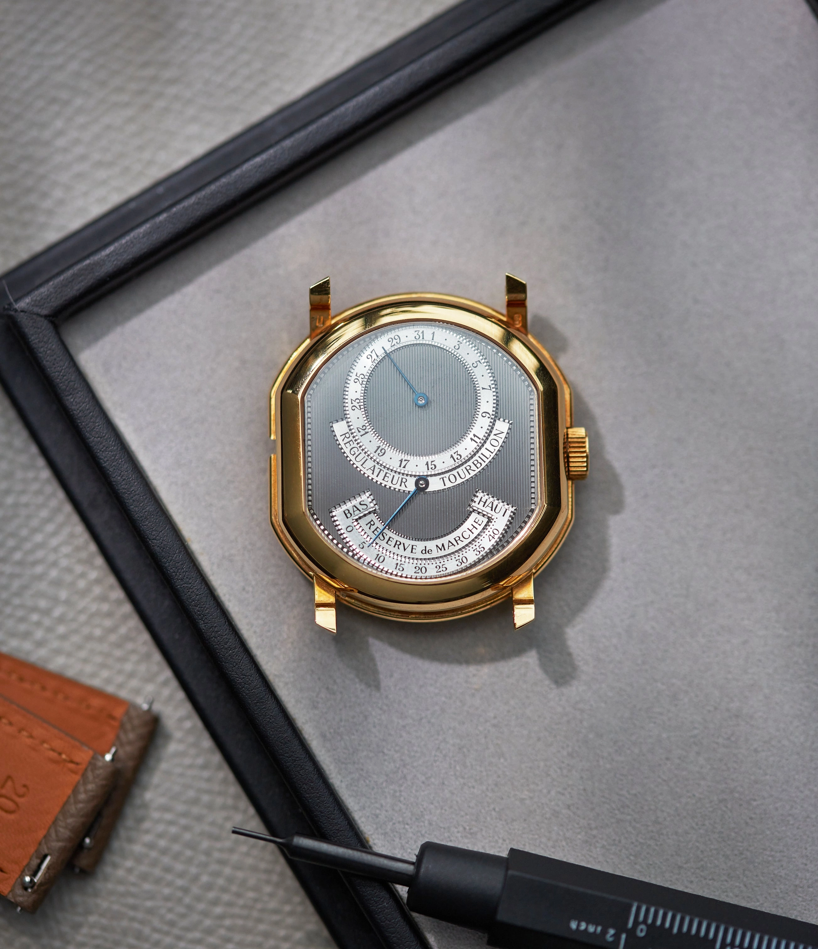 Tourbillon | Yellow Gold
