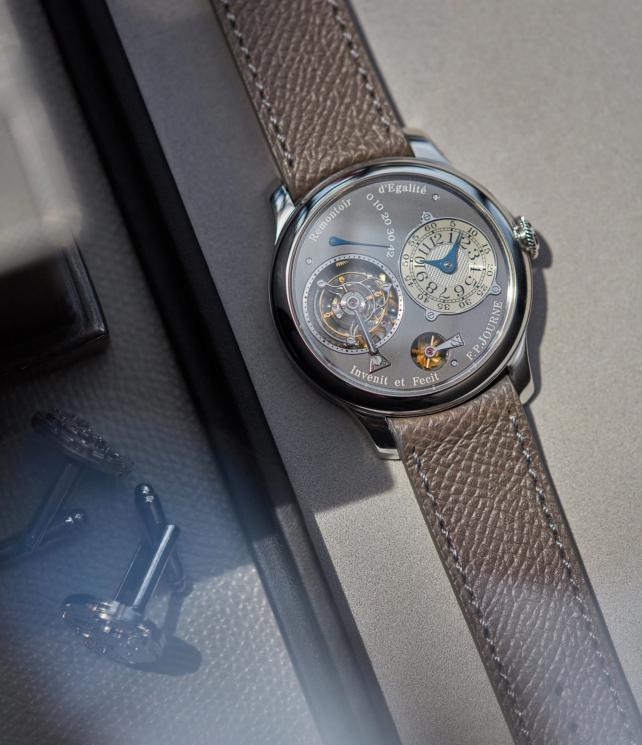 Tourbillon Remontoir | Ruthenium Dial | 40mm | Platinum