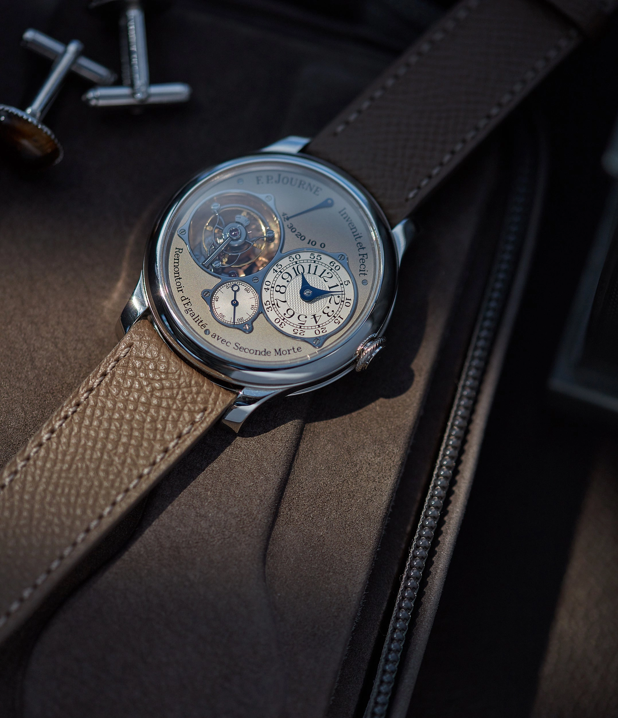 Tourbillon Souverain | Seconde Morte | 40mm | Platinum