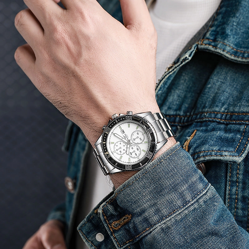 Trendy Men's Steel Belt Quartz Watch Wholesale