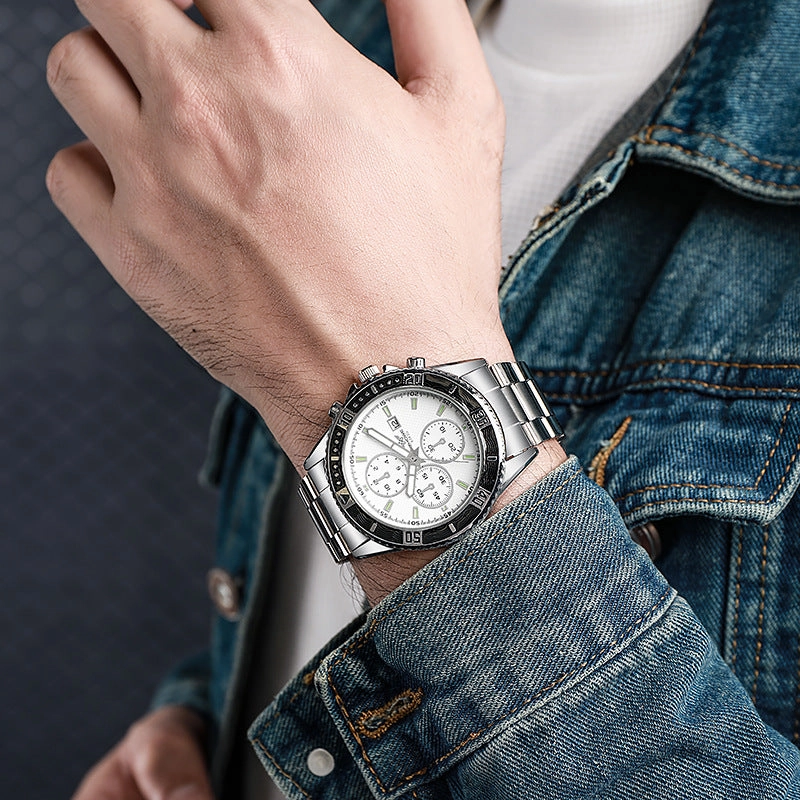 Trendy Men's Steel Belt Quartz Watch Wholesale