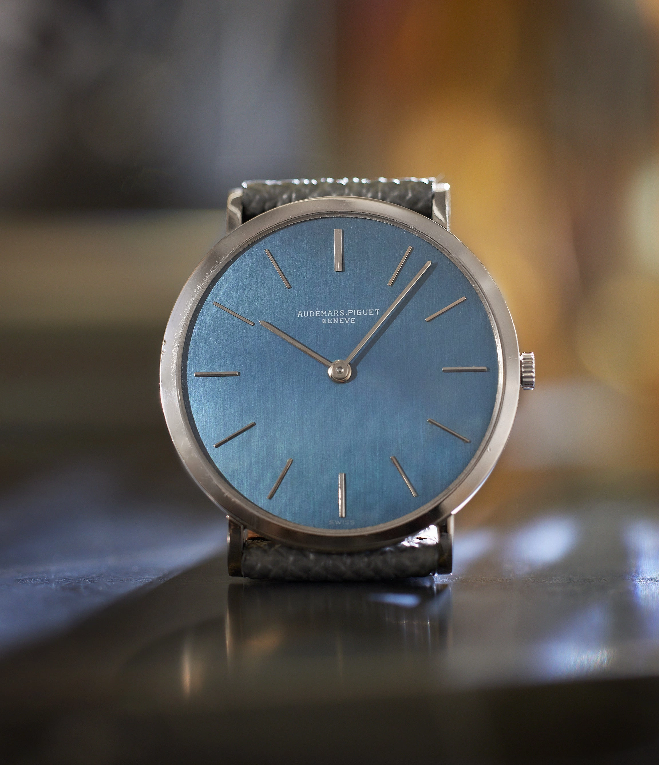 Ultra-thin Dress Watch | White Gold