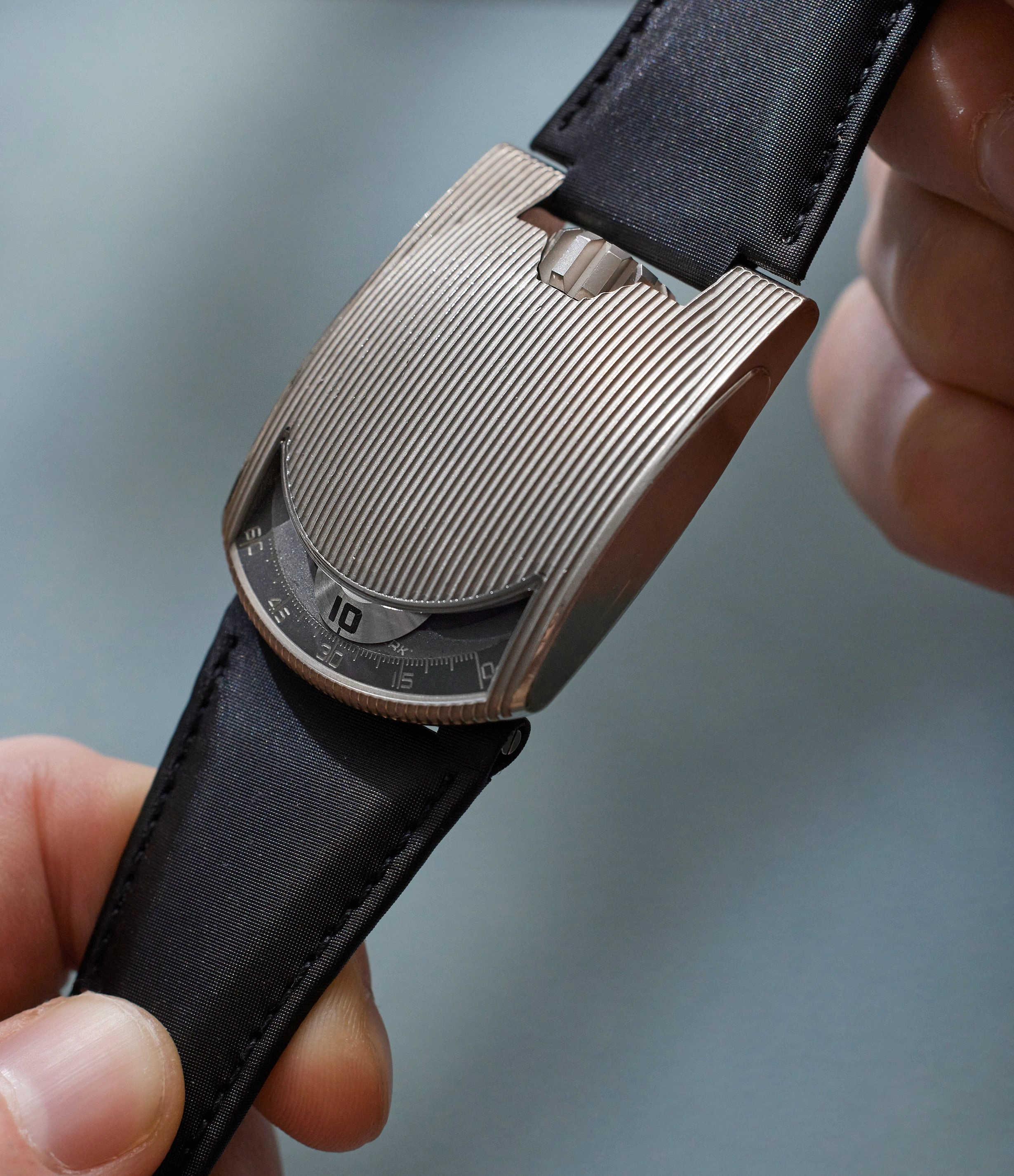 UR-103.01 | White Gold