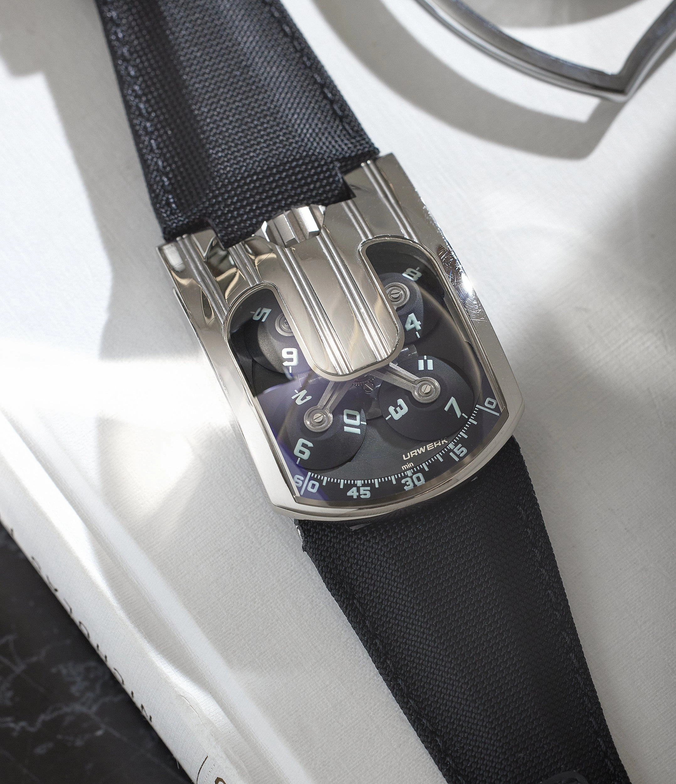 UR-103.07 | White Gold