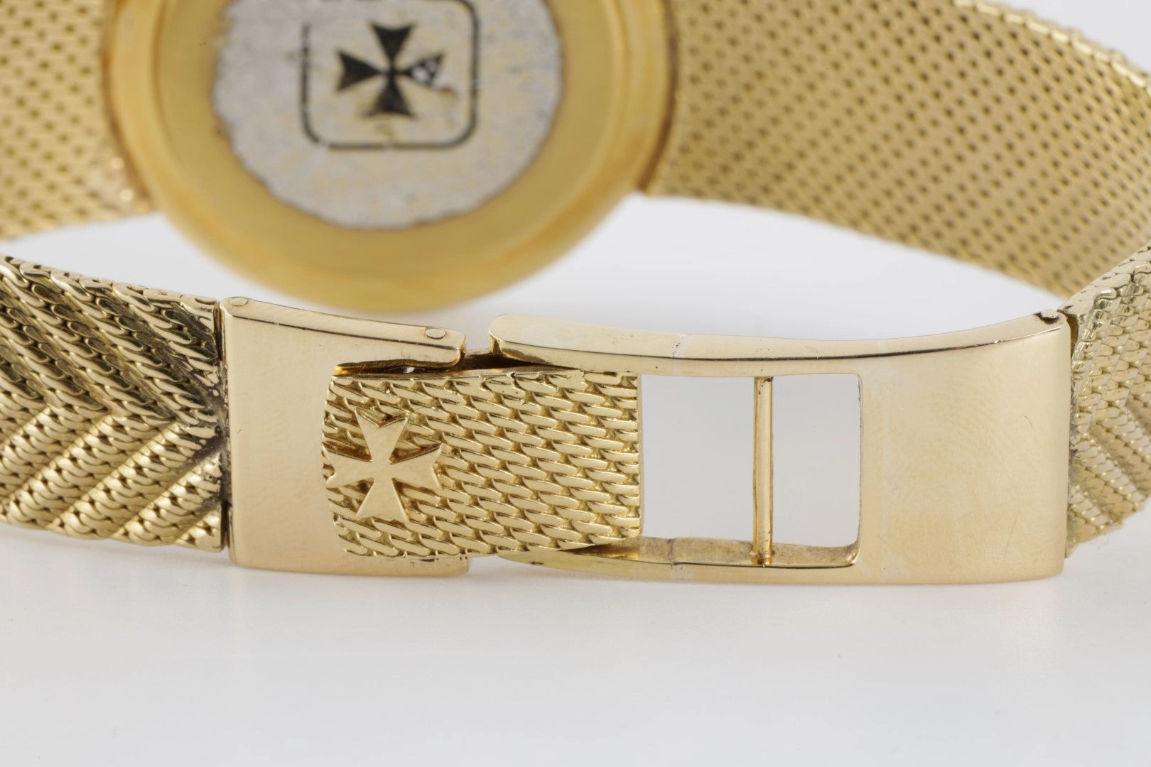 Vacheron Constantin 6820 18k Yellow Gold 32mm Watch (68.25g.)
