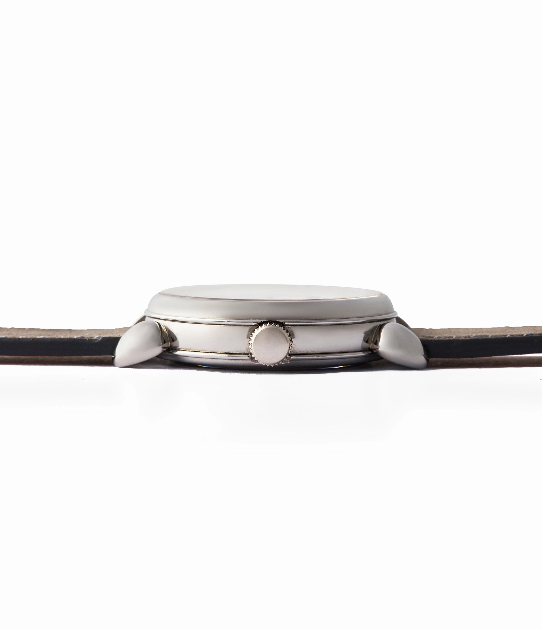 Vingt-8 | Burgundy Red Dial | Titanium