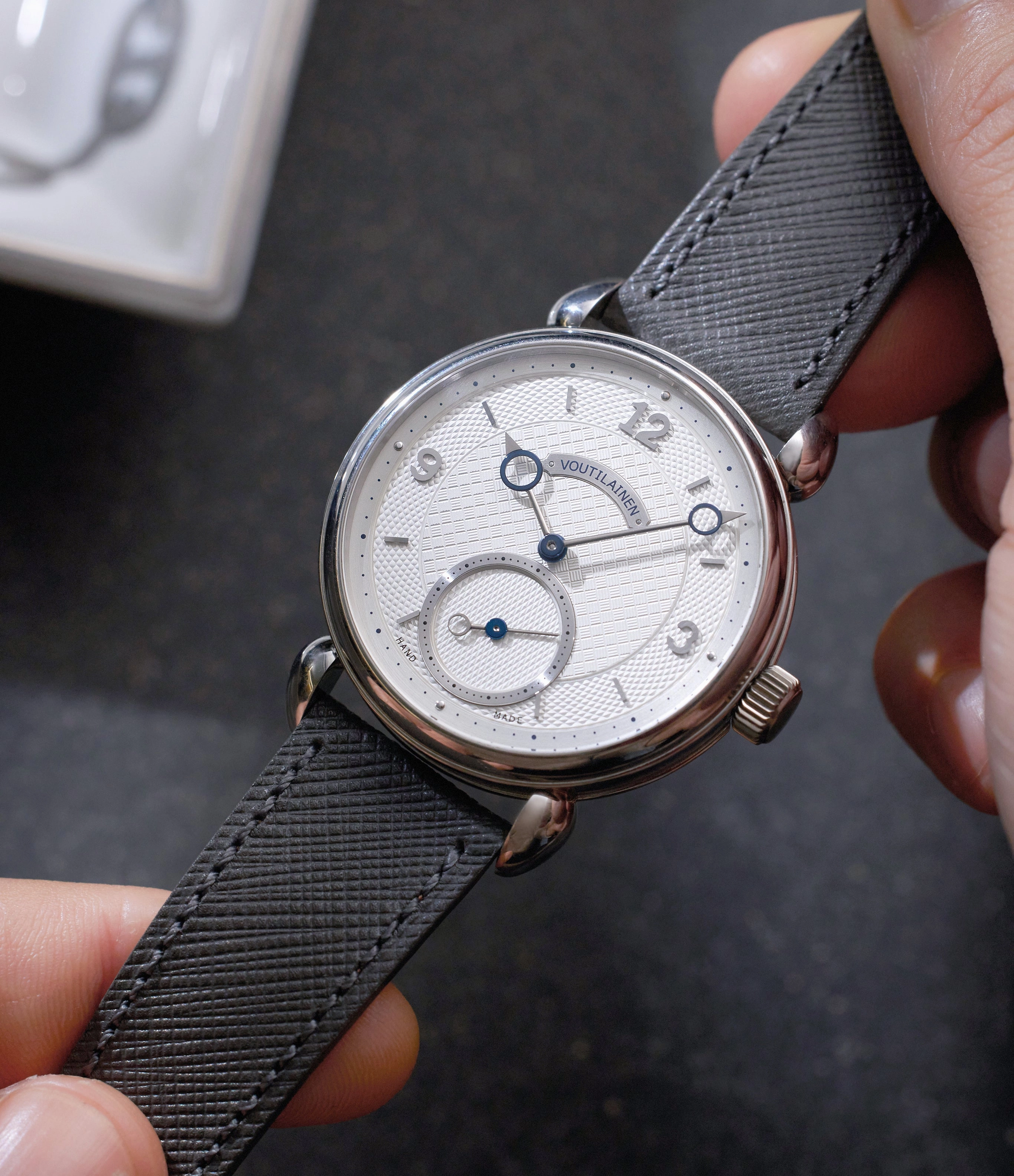 Vingt-8 | Platinum