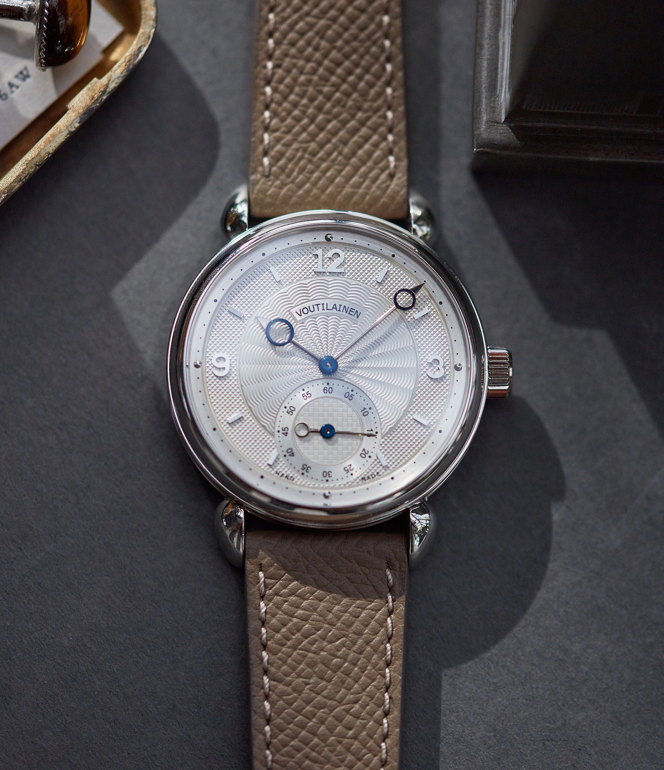 Vingt-8 | Platinum