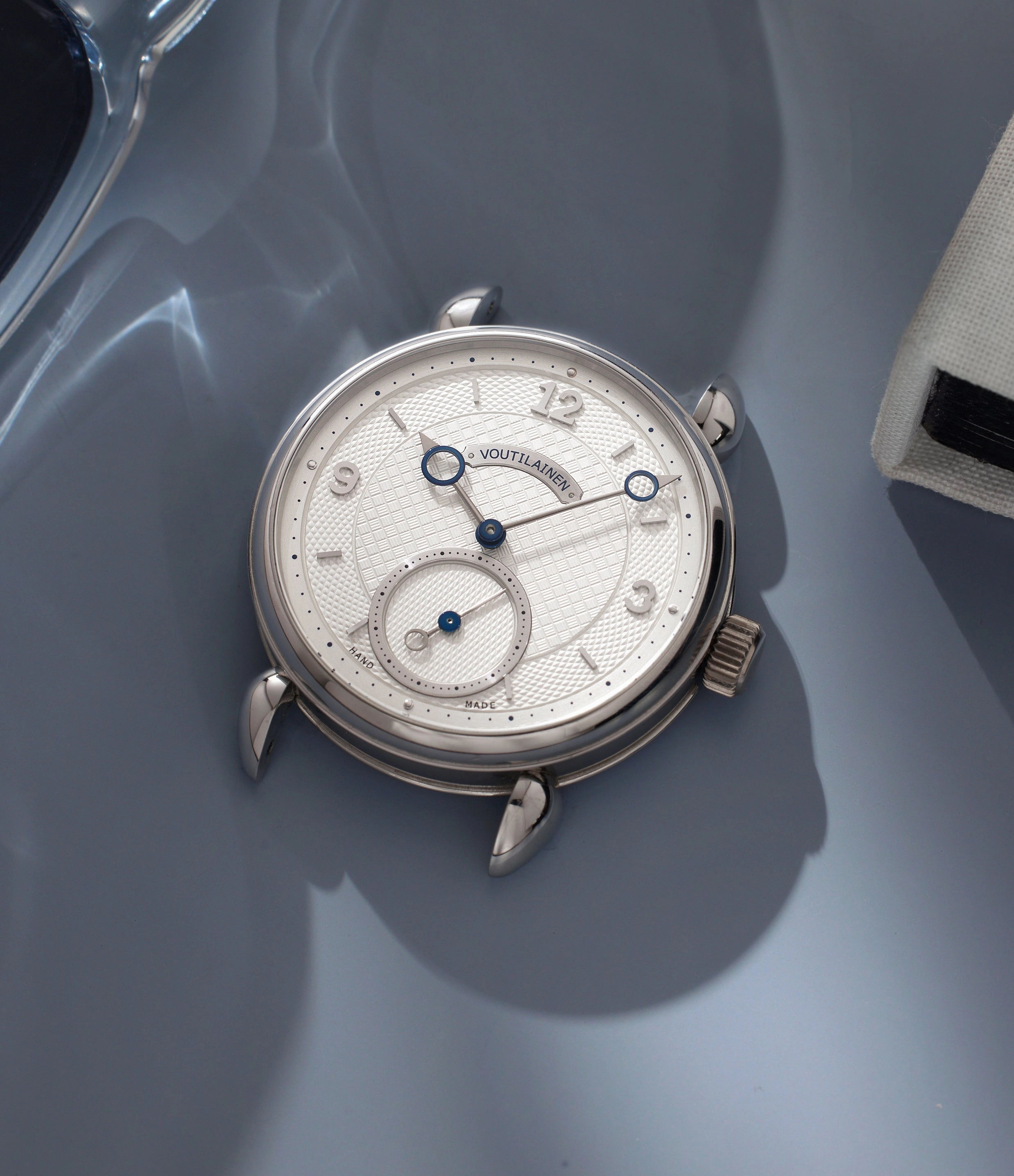 Vingt-8 | Platinum