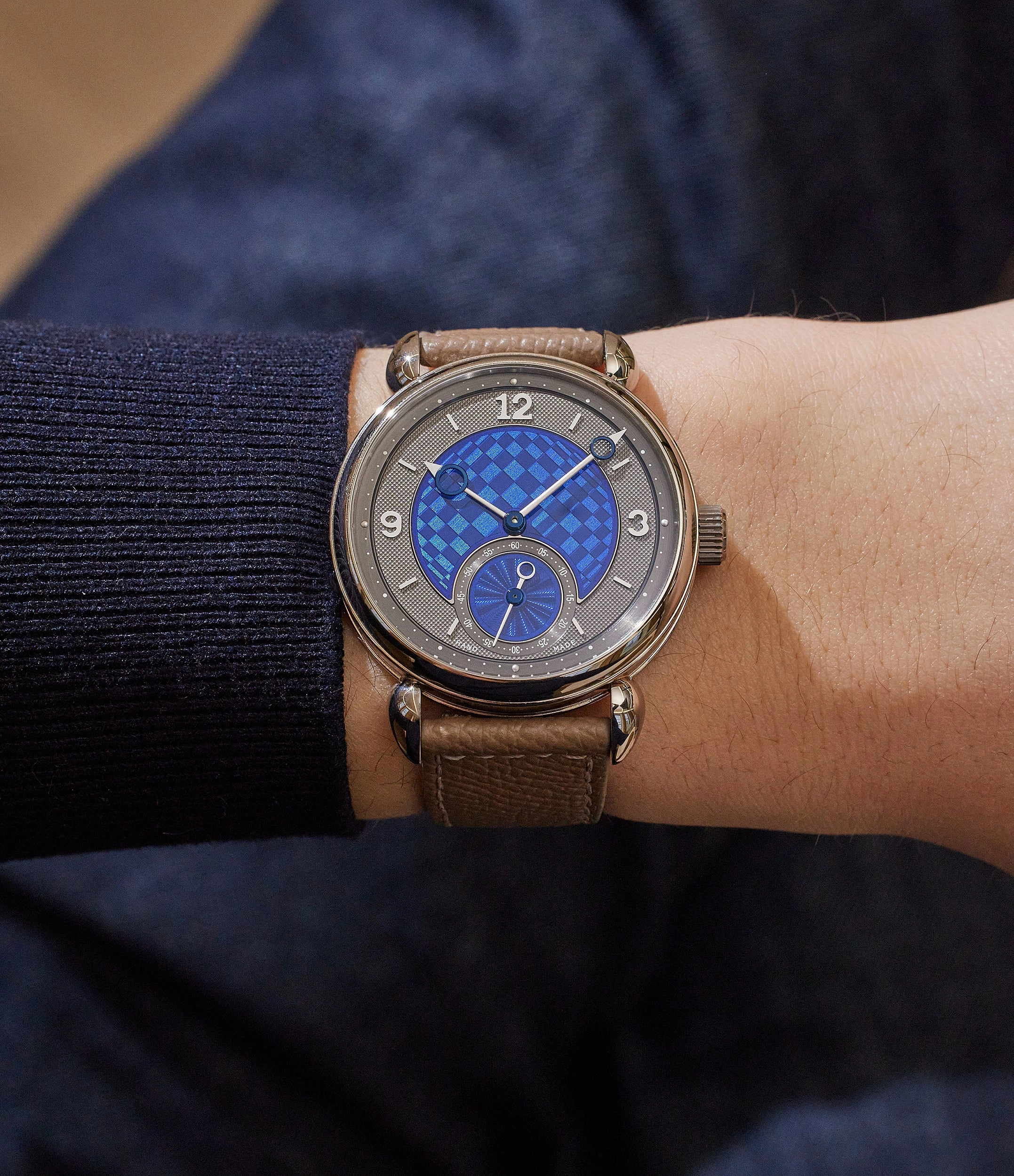 Vingt-8 | White Gold