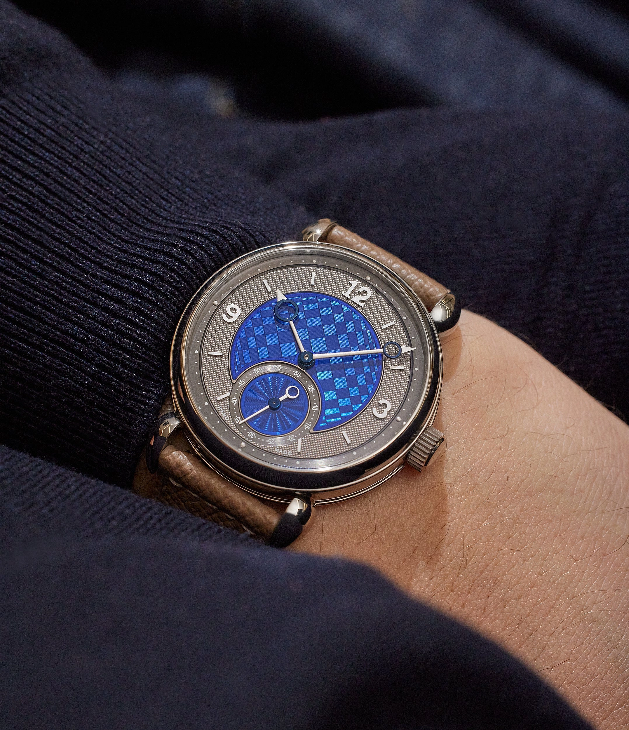 Vingt-8 | White Gold